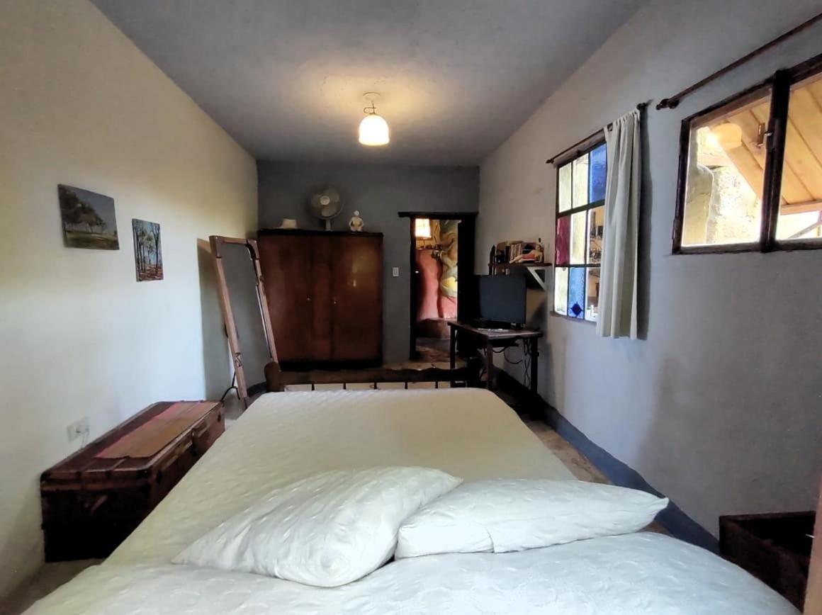 Casa Amarilla