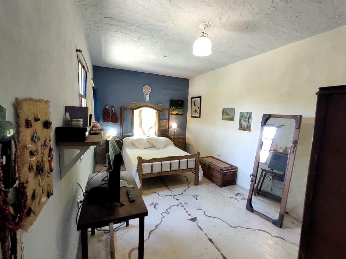 Casa Amarilla