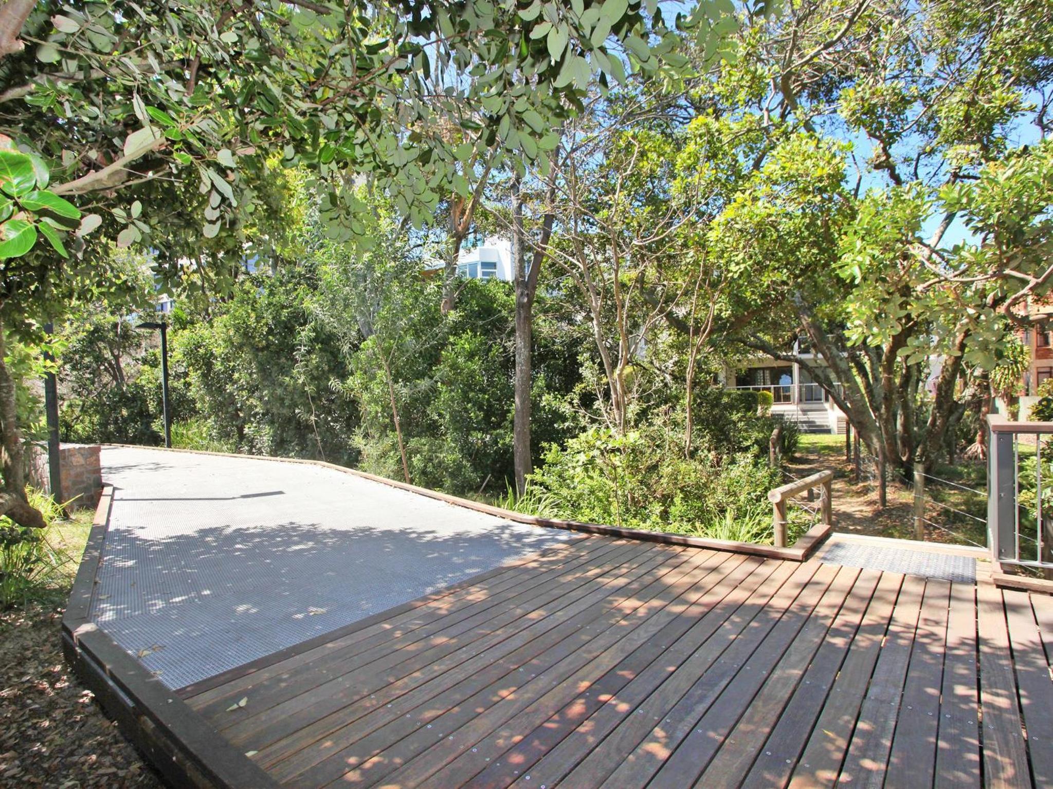 Windmill 4 Two Bedroom Beachside Apartment on Parkyn Parade view 5