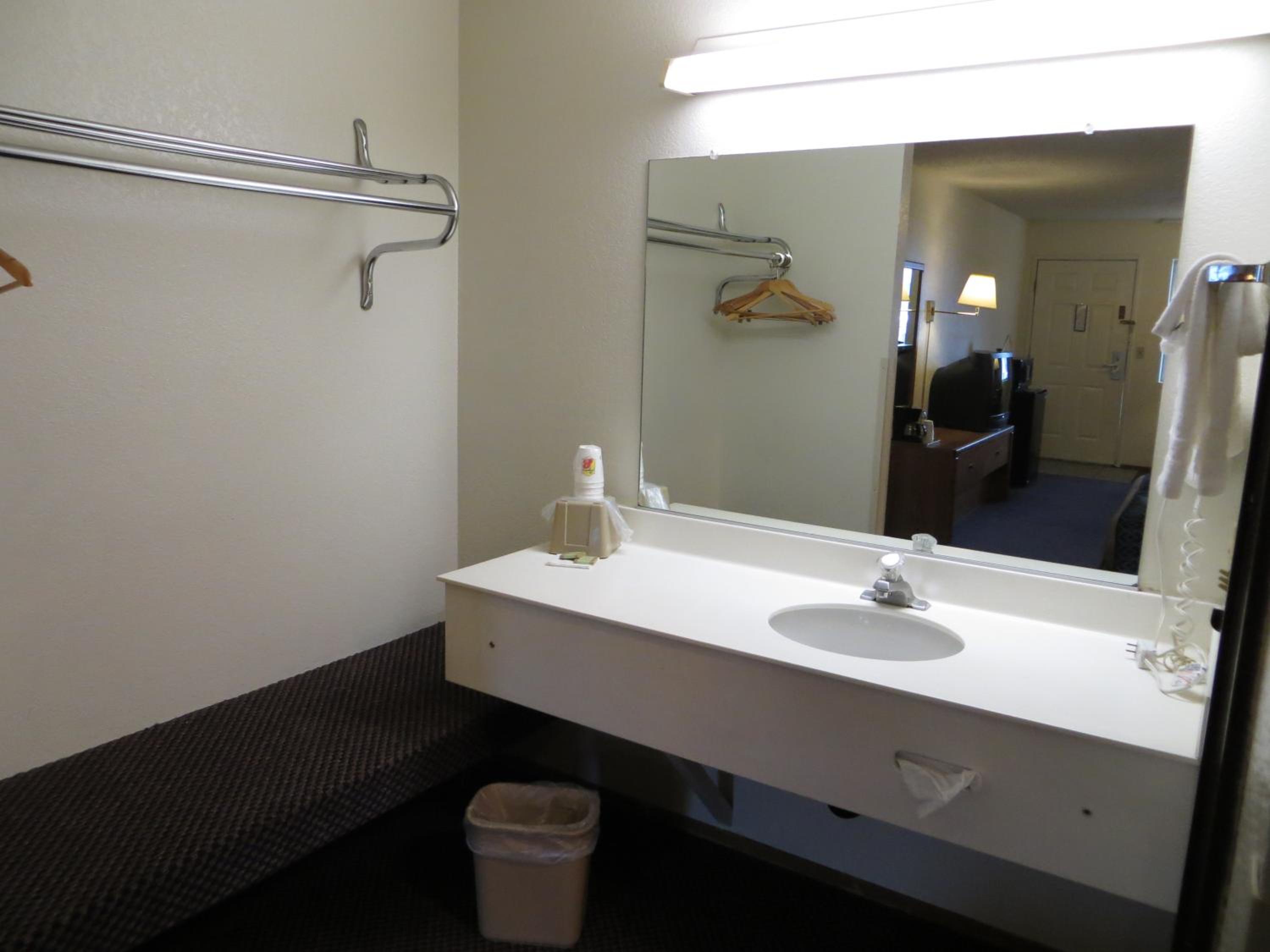 Super 8 by Wyndham Susanville, Photo 21