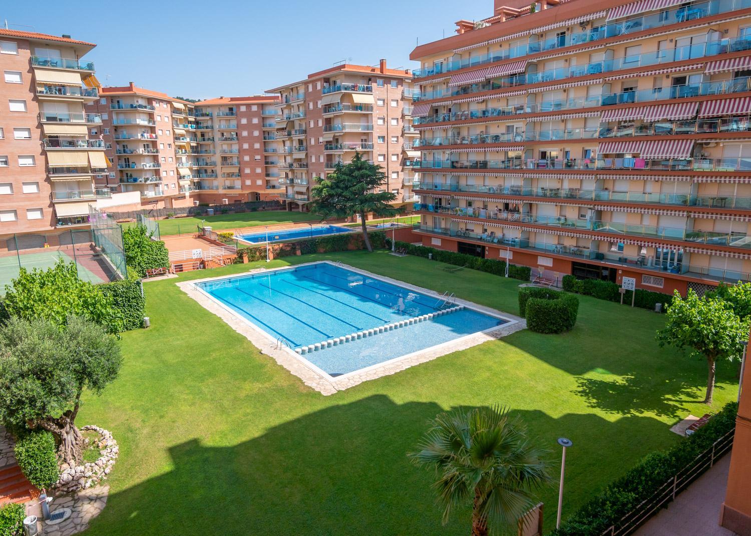 HomeHolidaysRentals Solmar photo 3