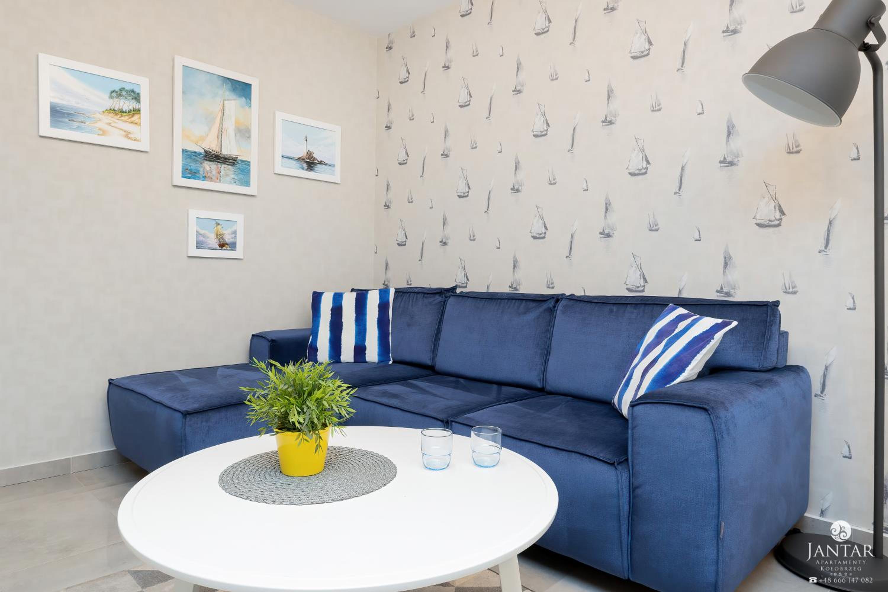 Jantar Apartamenty - DELUXE CITY CENTER view 2