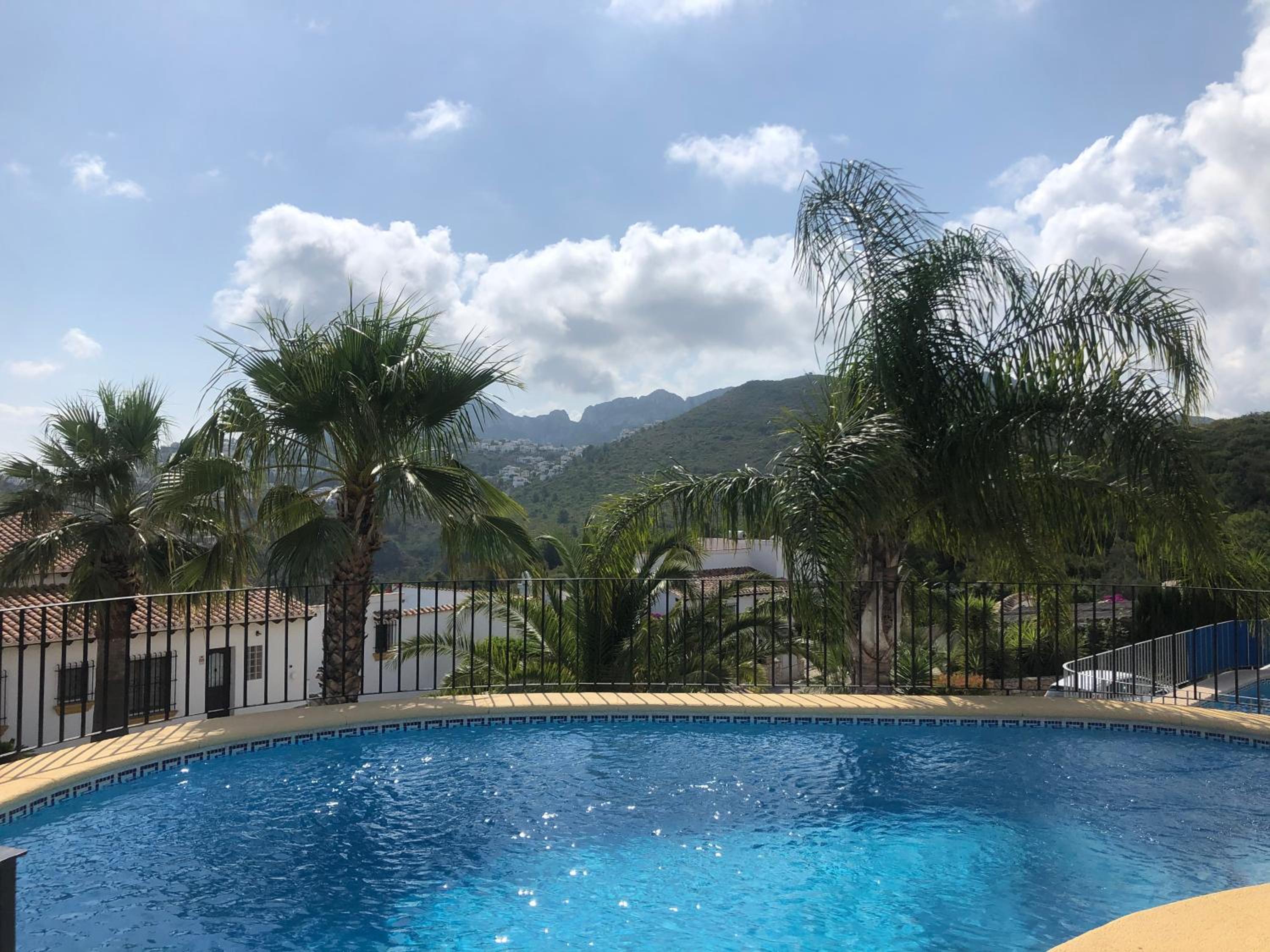 Dulce Carlota- llar dolça llar view 3
