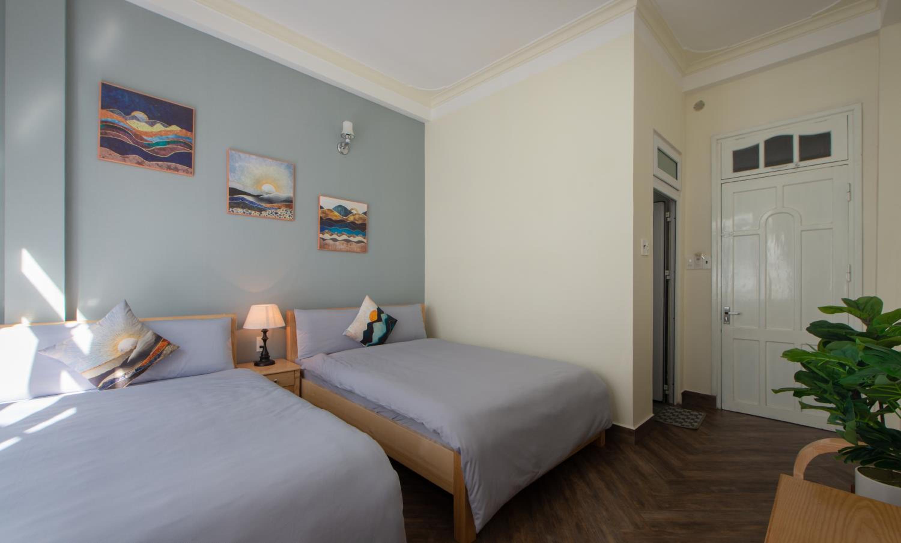 hotel room