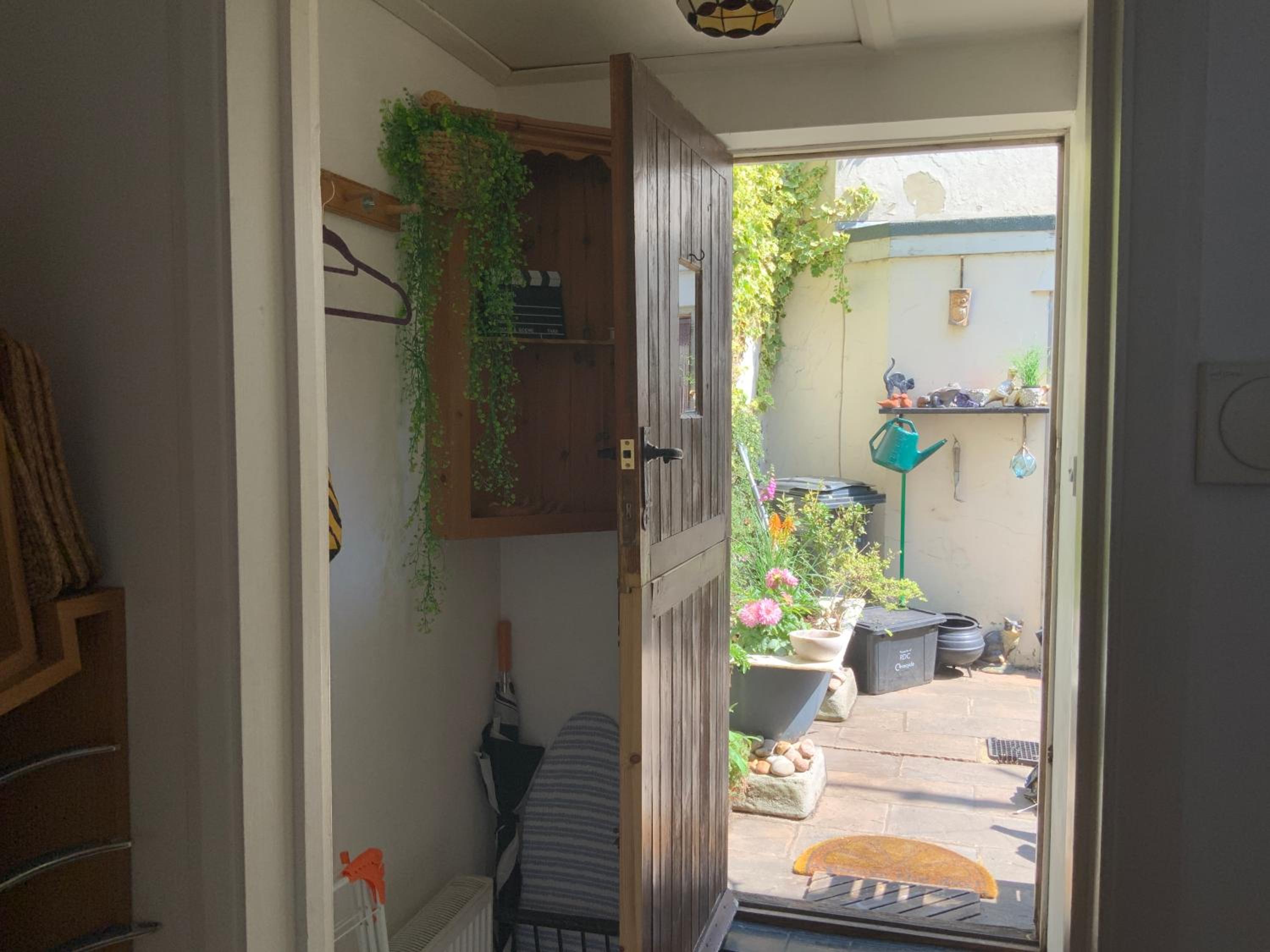 Larkin House view 3