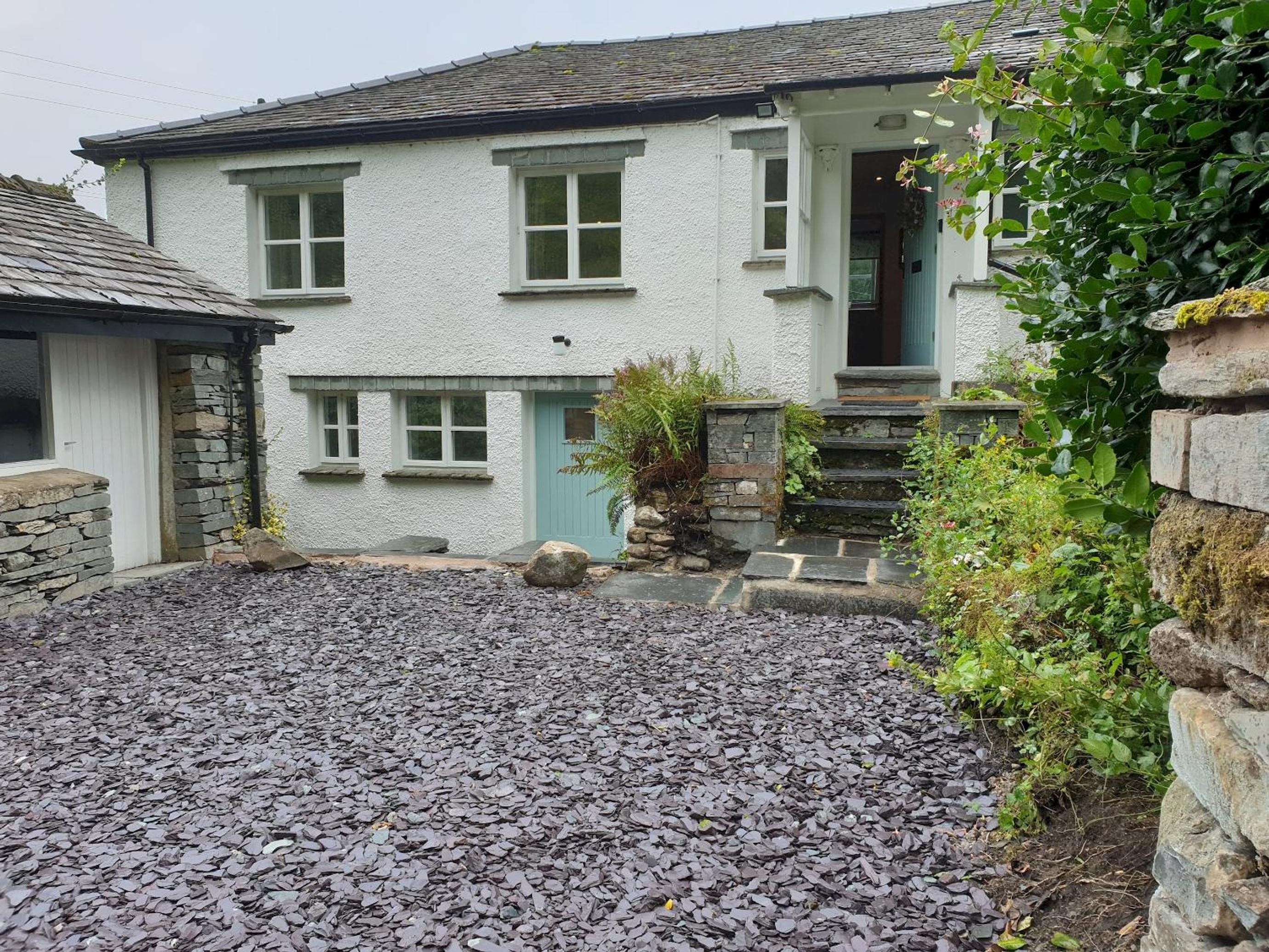 Barn End view 2