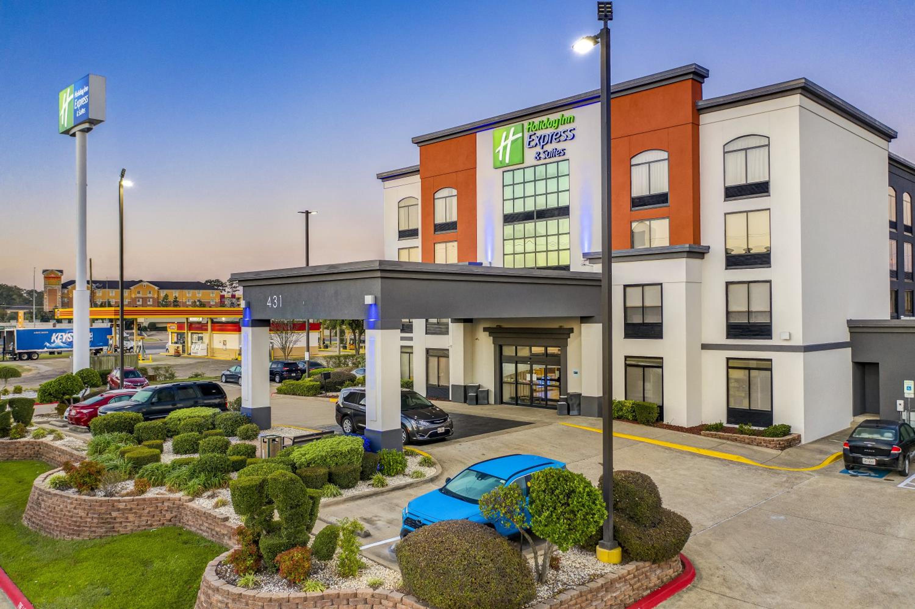 Longview Vacations - Holiday Inn Express Suites Longview North, an IHG Hotel - Property Image 87