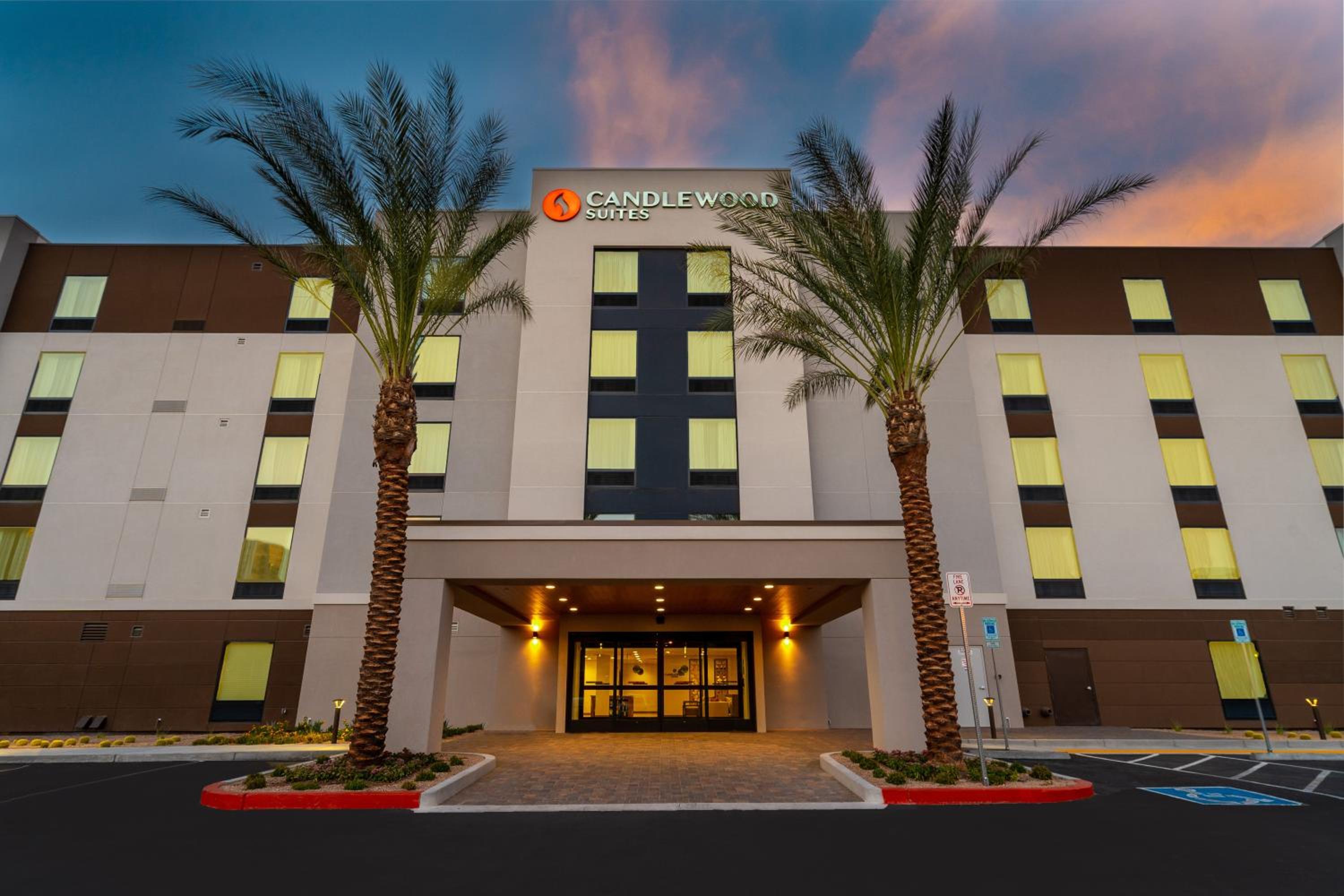 Hotel Candlewood Suites Las Vegas - E Tropicana by IHG