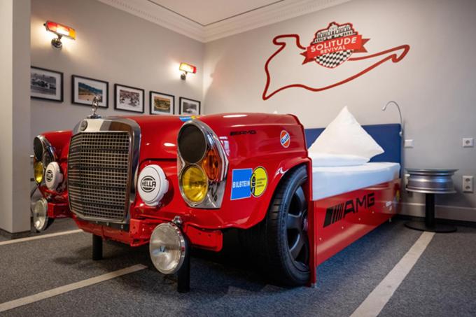 Motorworld Inn view 4