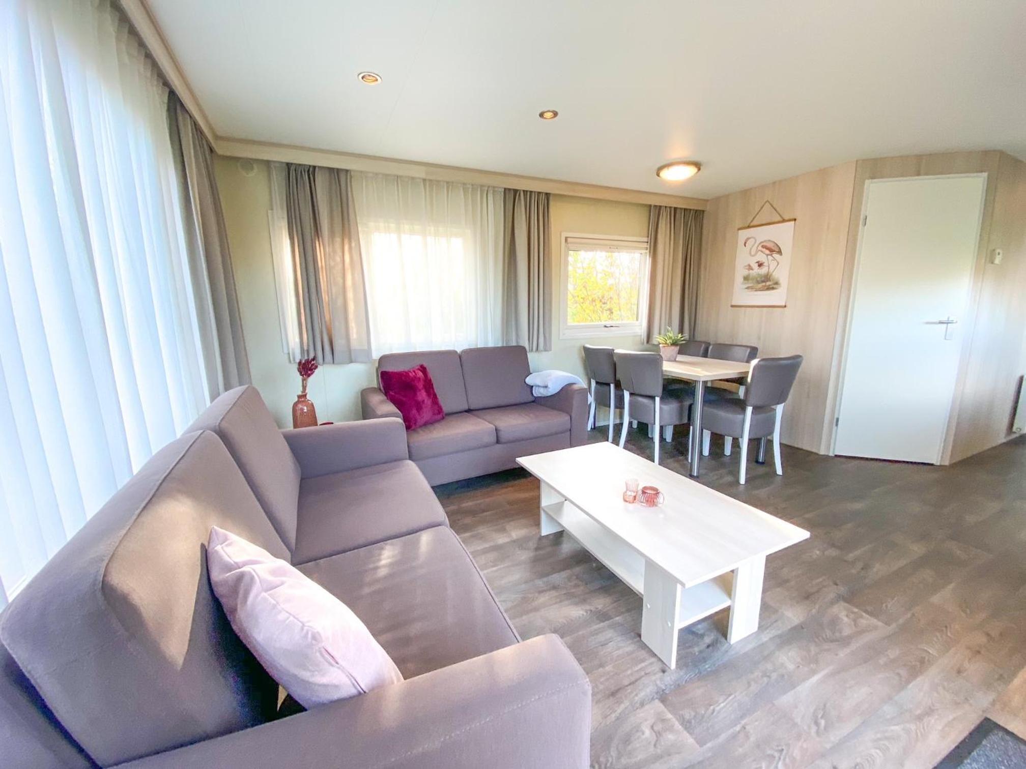 Familie Chalet Oostkapelle OK30 view 2
