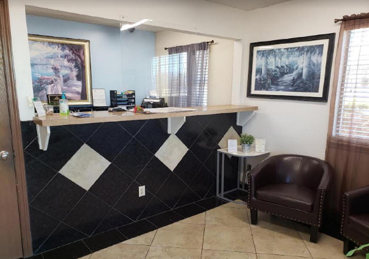 Woodward Vacations - Executive Inn Woodward - Property Image 4