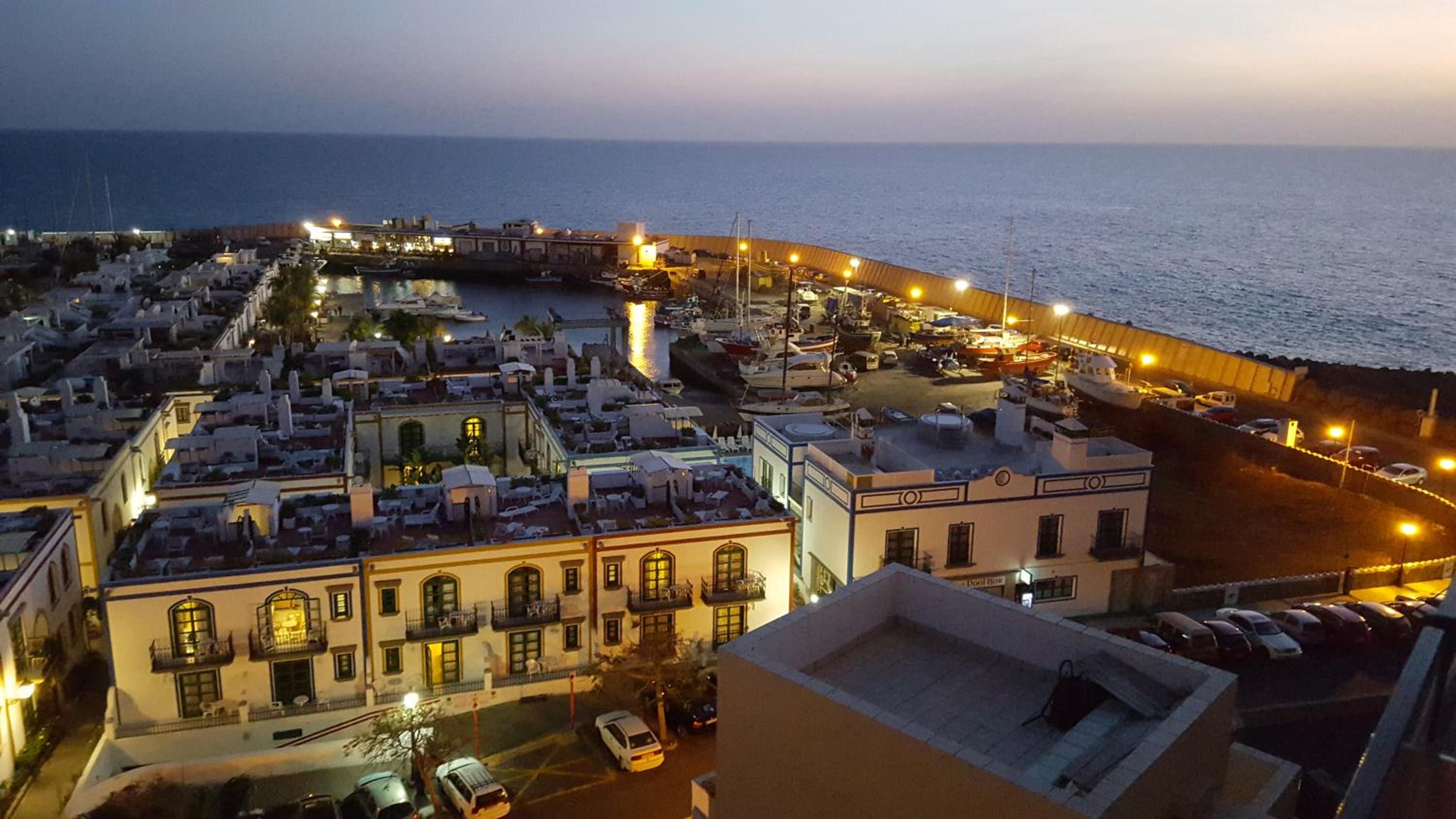 Sunset Puerto de Mogan view 2