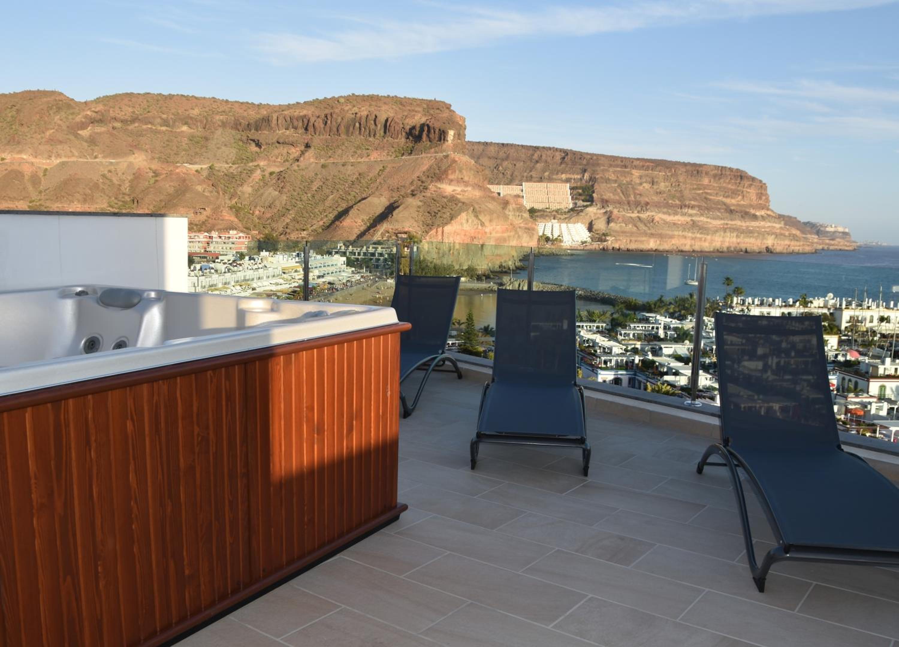 Sunset Puerto de Mogan view 5