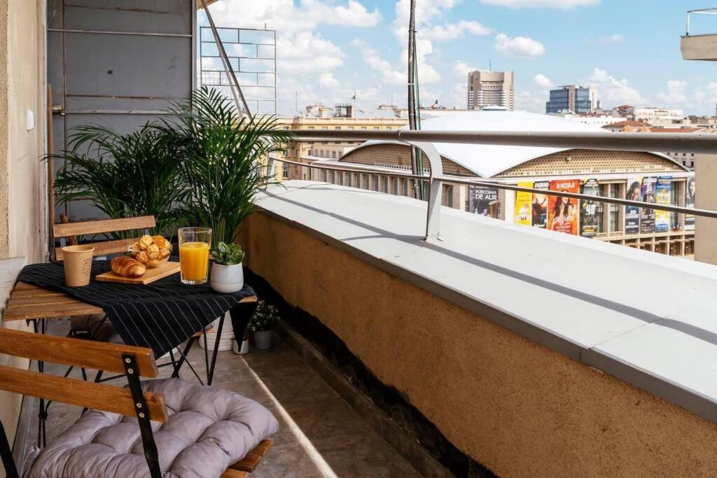Beautiful Apartment - Top Location - Netflix+Balcony