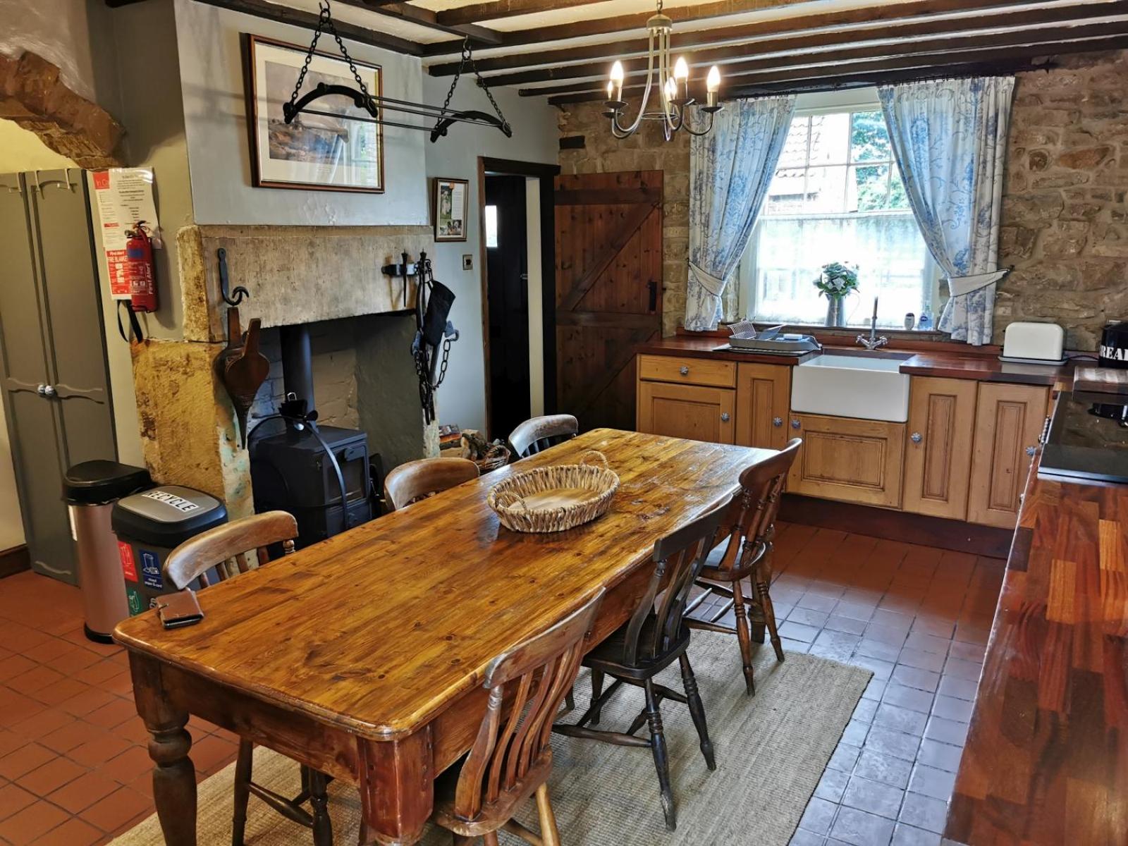 Pathways Cottage view 4