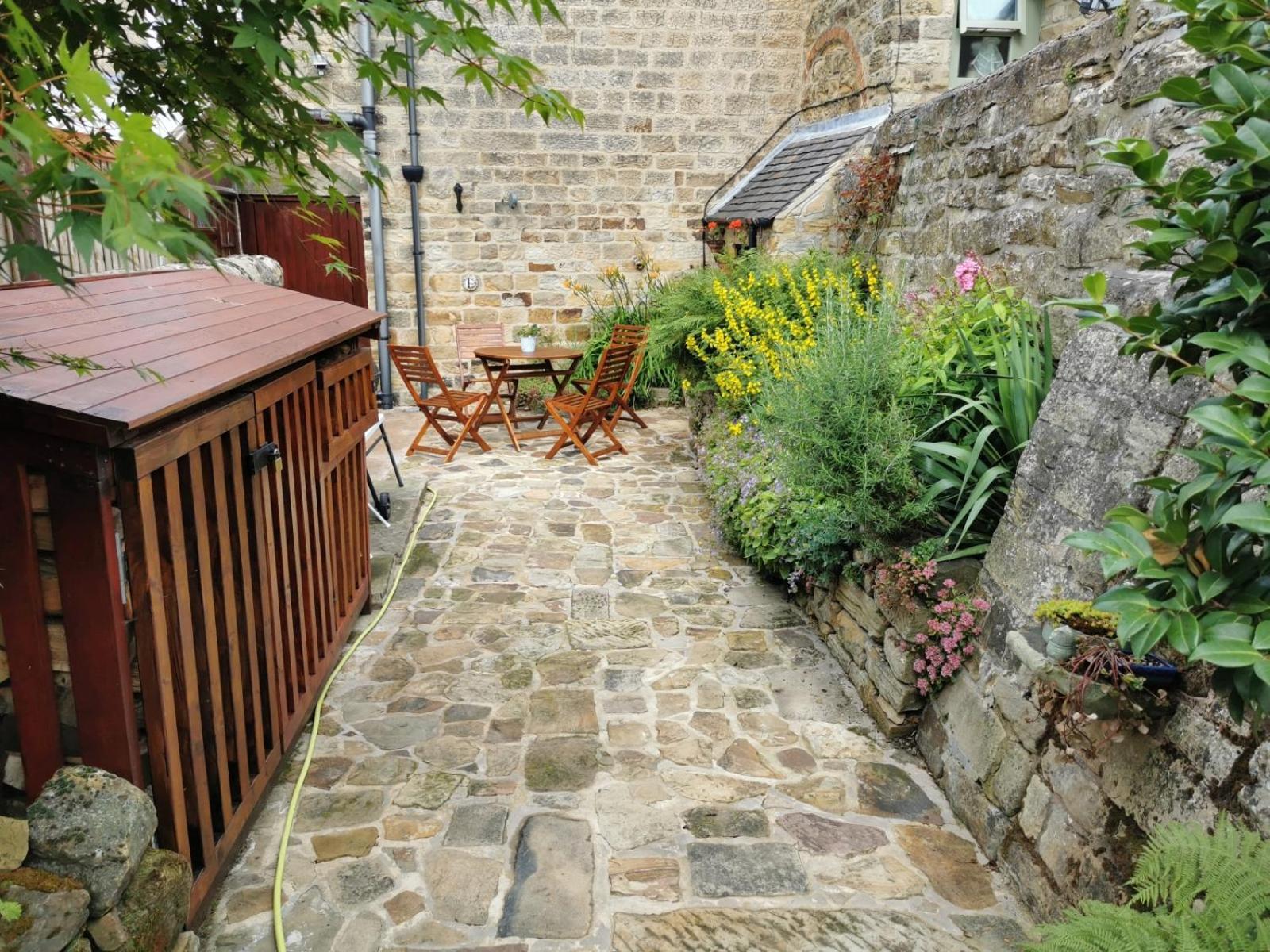 Photo 28