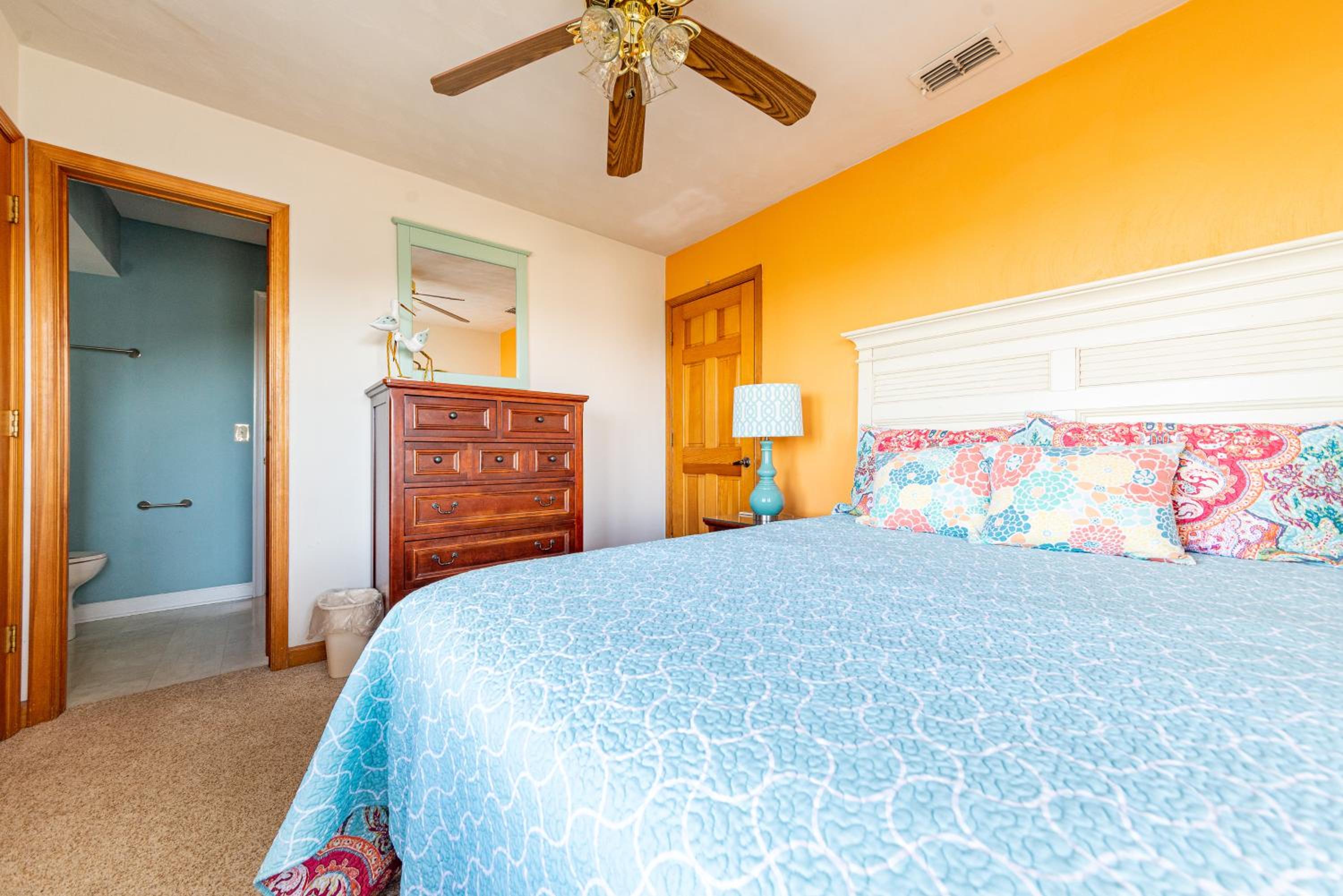 Sandi Hill - Corolla, Whalehead, 295 Yds to Beach, Ocean View, Pool, Hot Tub, Pets OK