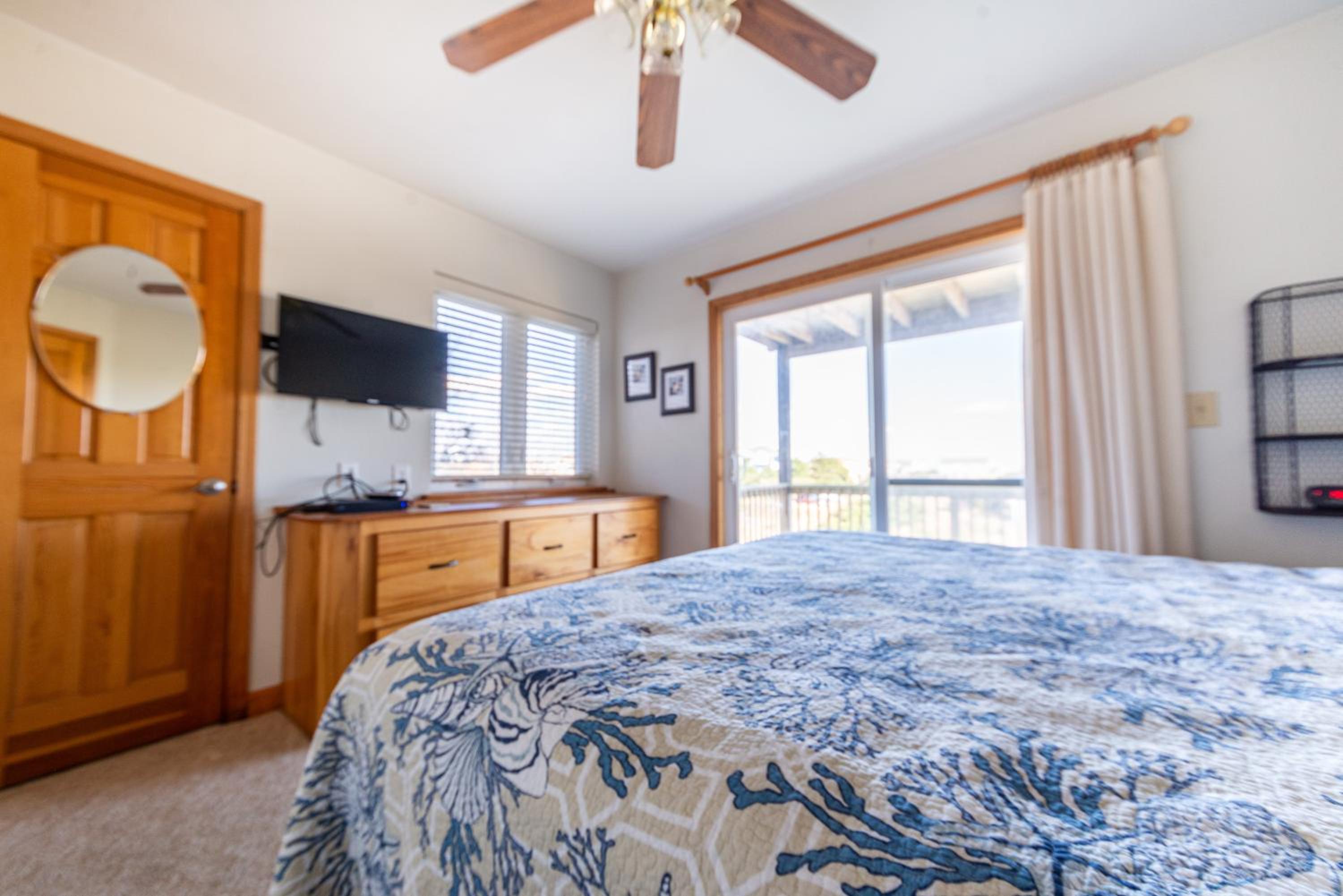 Sandi Hill - Corolla, Whalehead, 295 Yds to Beach, Ocean View, Pool, Hot Tub, Pets OK