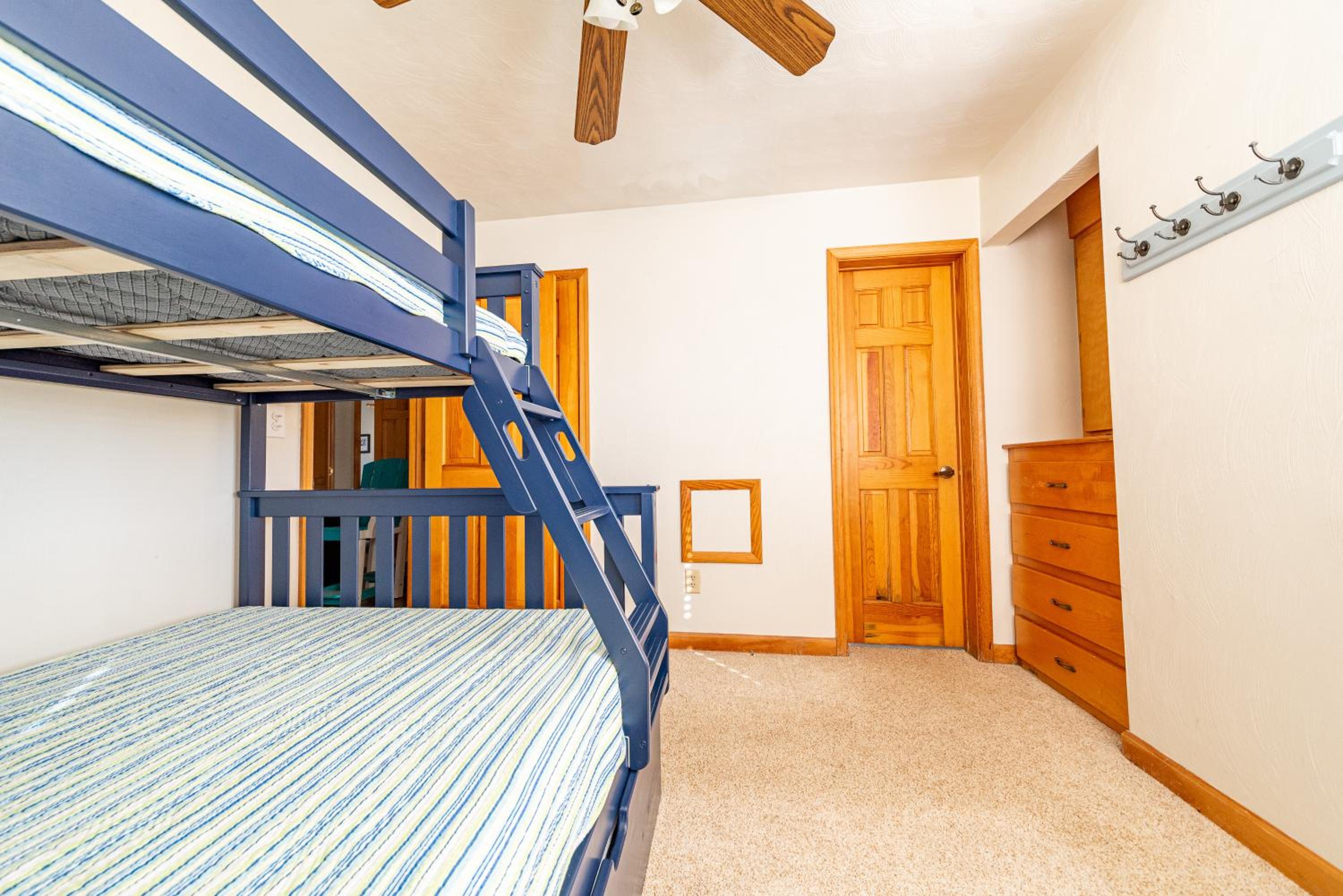 Sandi Hill - Corolla, Whalehead, 295 Yds to Beach, Ocean View, Pool, Hot Tub, Pets OK
