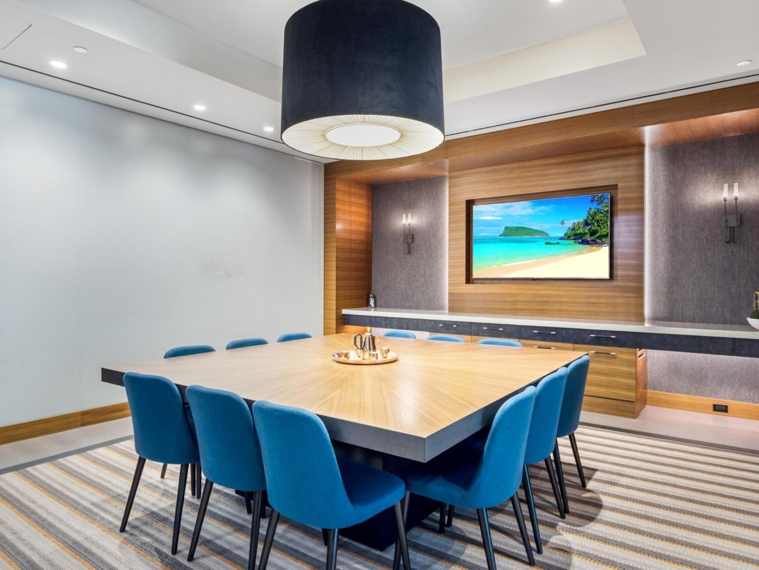 Bluebird Suites at Reston Town Center - Property Image 49