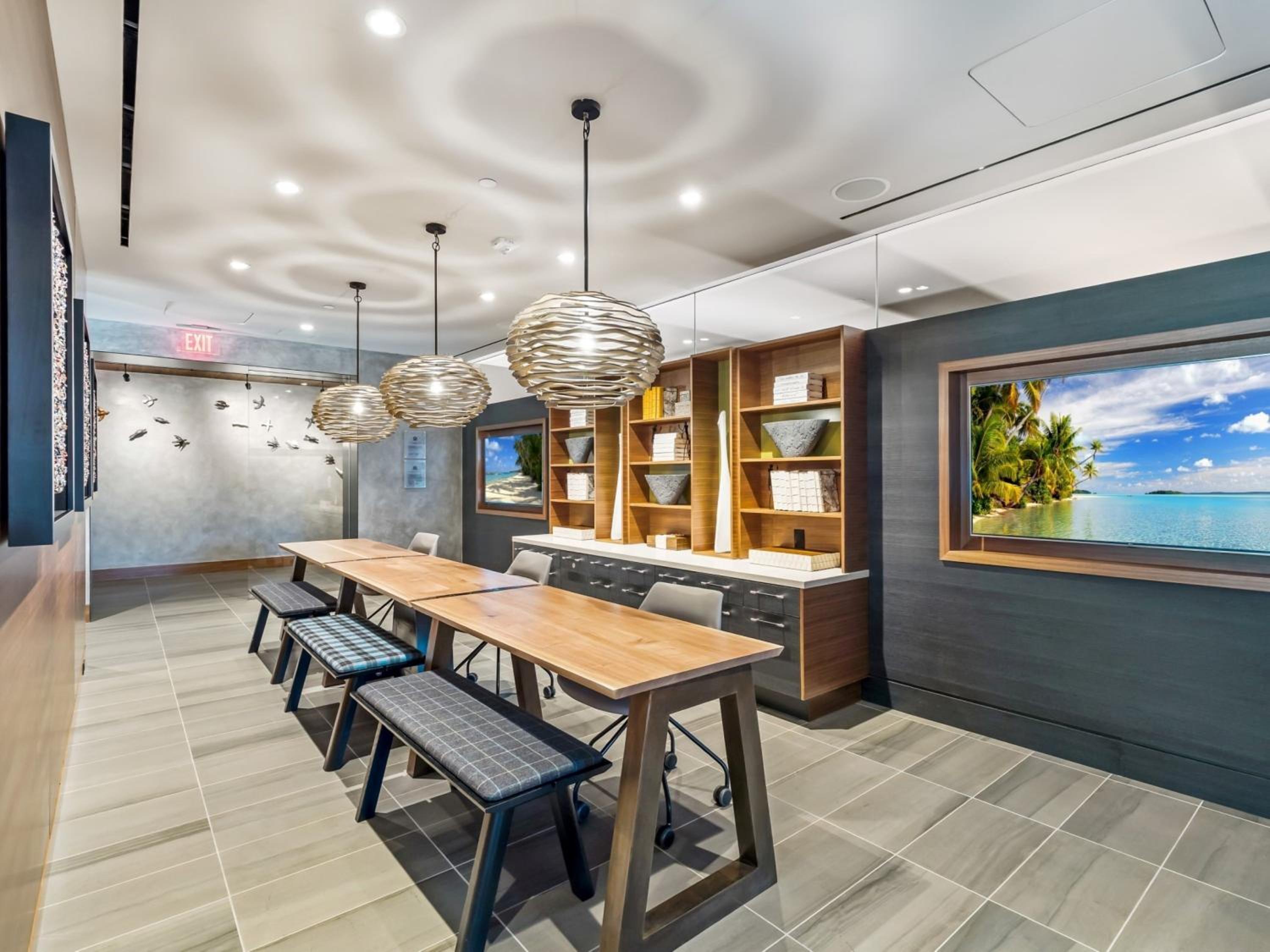 Bluebird Suites at Reston Town Center - Property Image 46