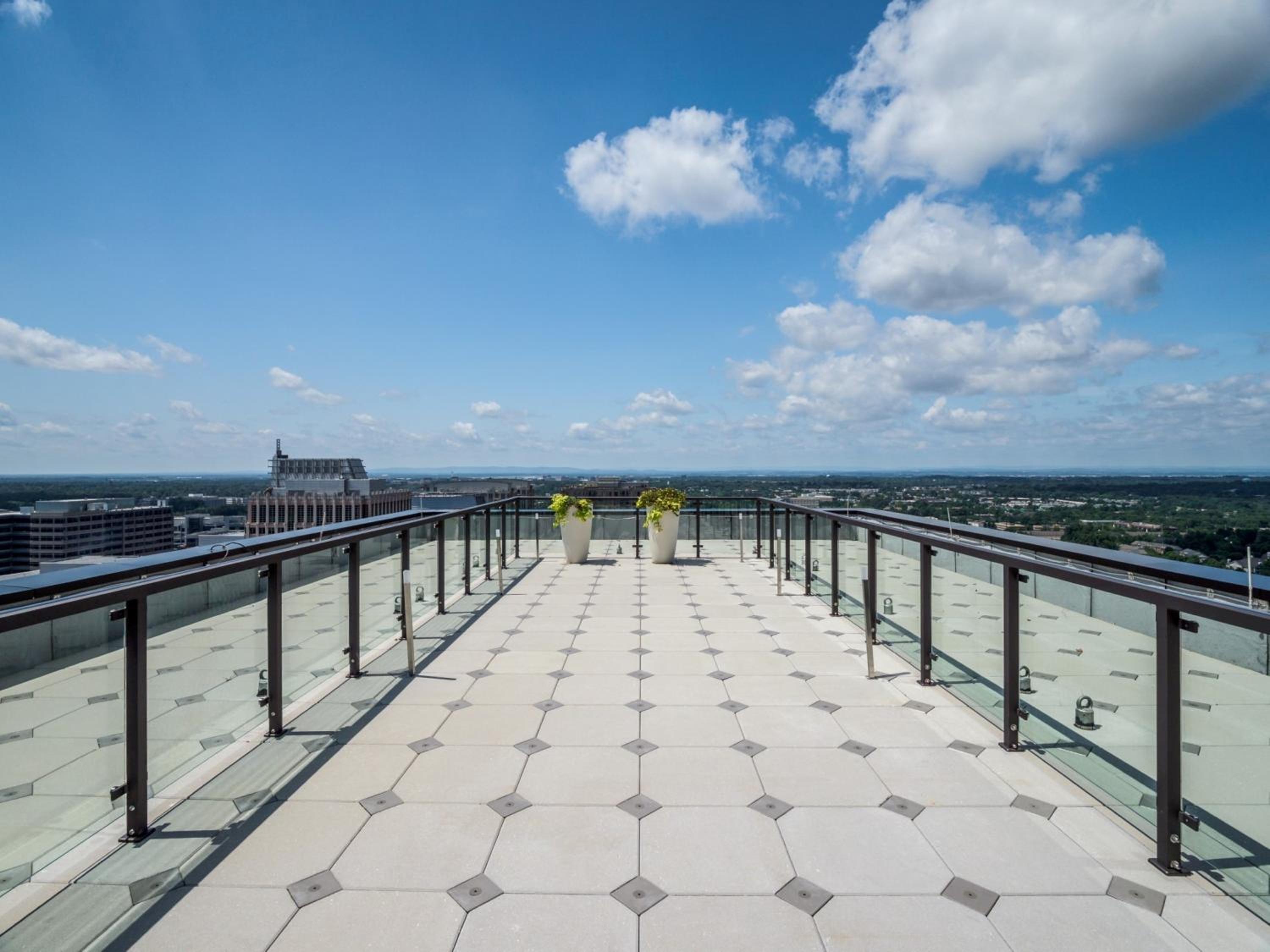 Bluebird Suites at Reston Town Center - Property Image 22
