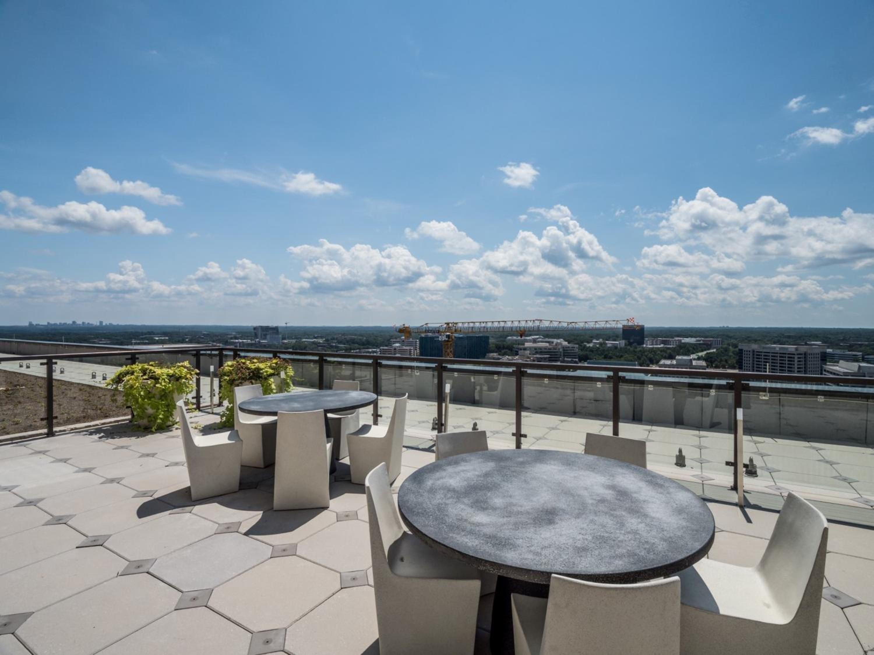 Bluebird Suites at Reston Town Center - Property Image 3