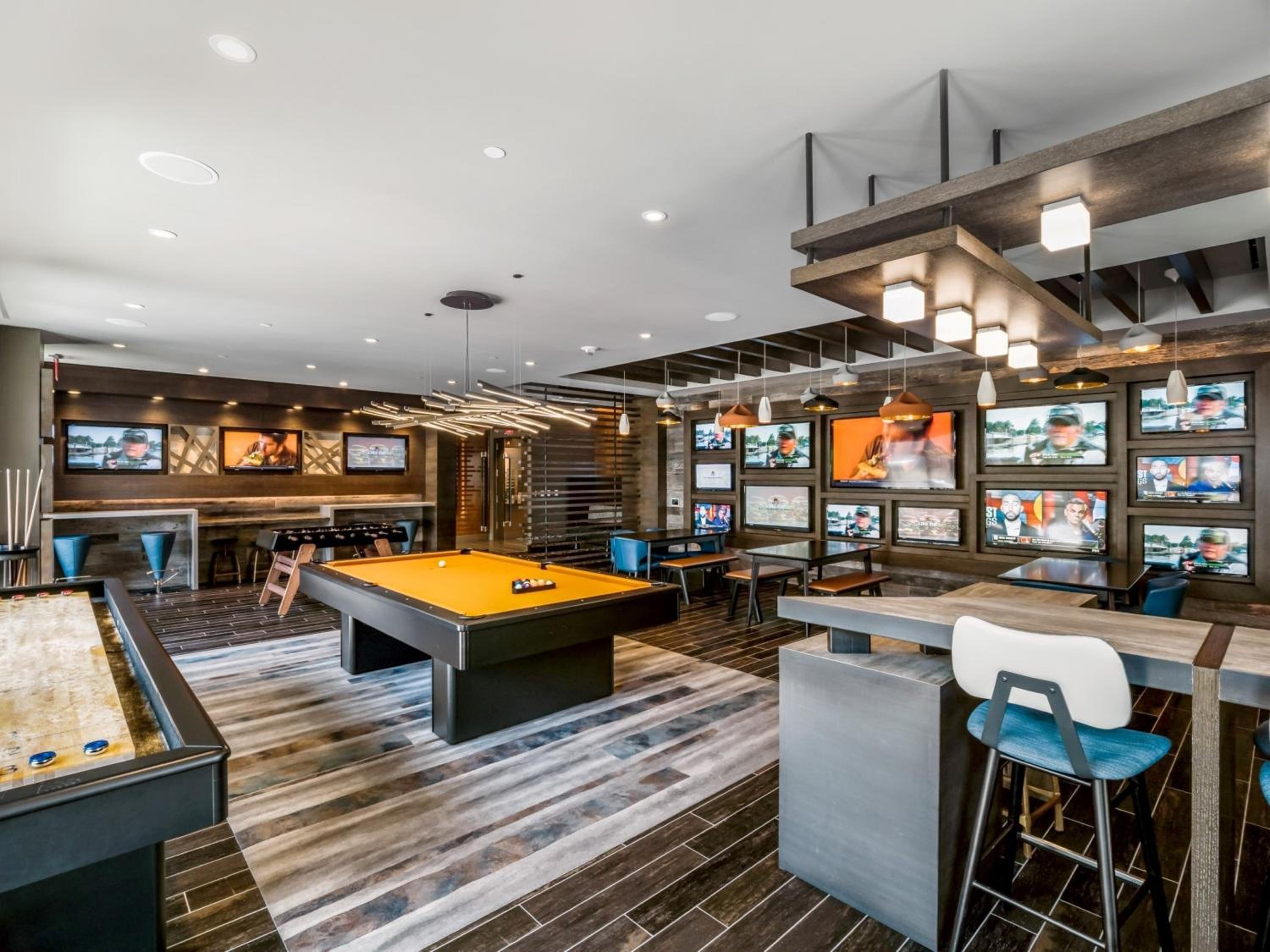 Bluebird Suites at Reston Town Center - Property Image 44