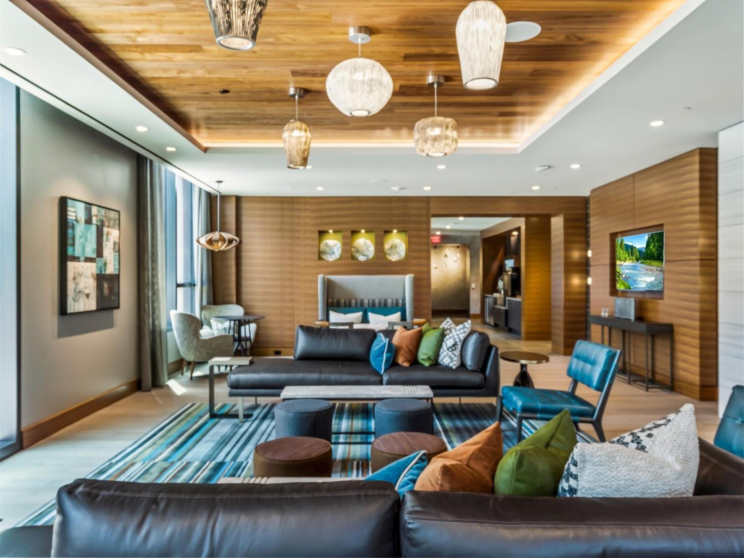 Bluebird Suites at Reston Town Center - Property Image 75