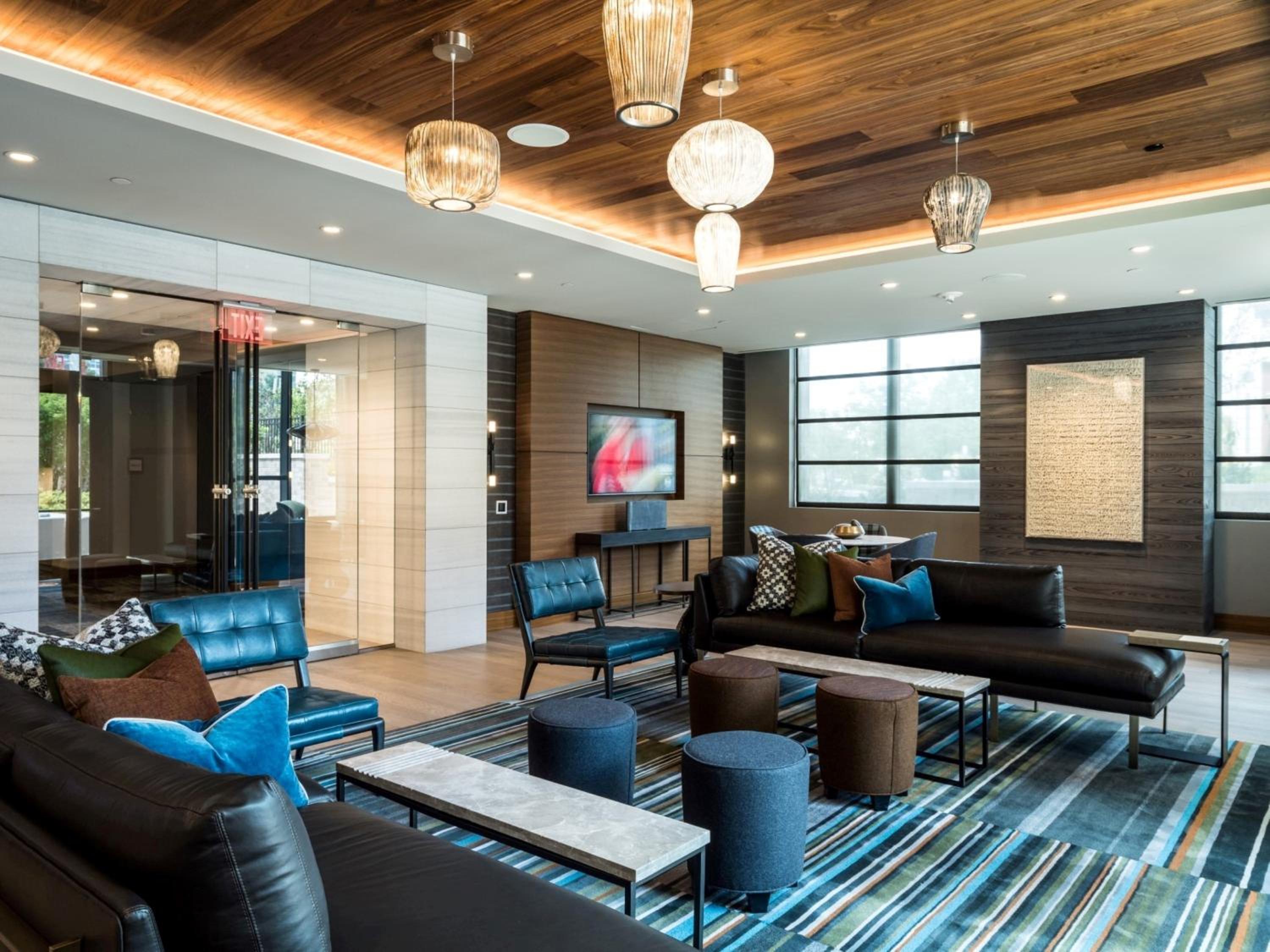 Bluebird Suites at Reston Town Center - Property Image 74