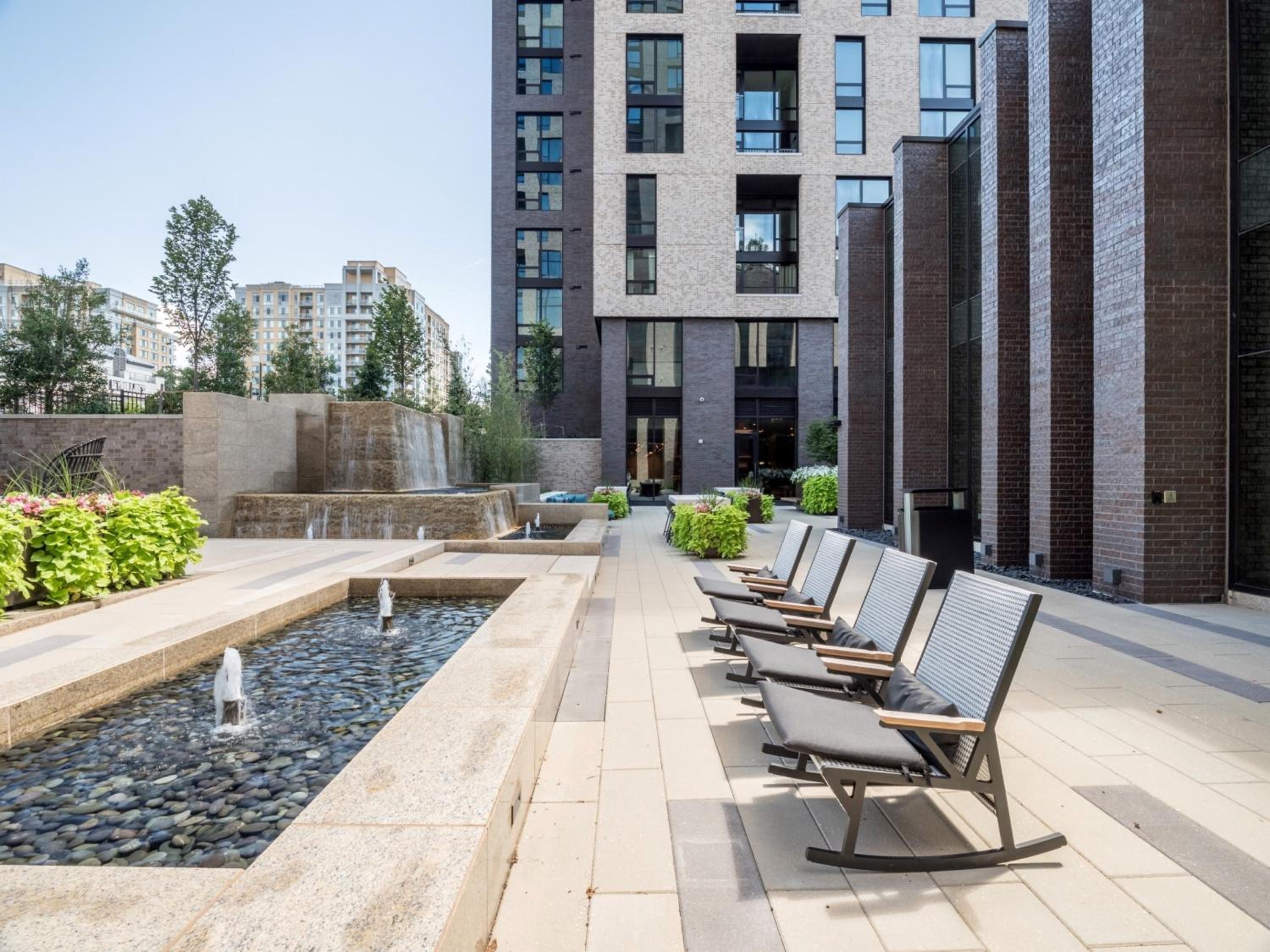 Bluebird Suites at Reston Town Center - Property Image 37