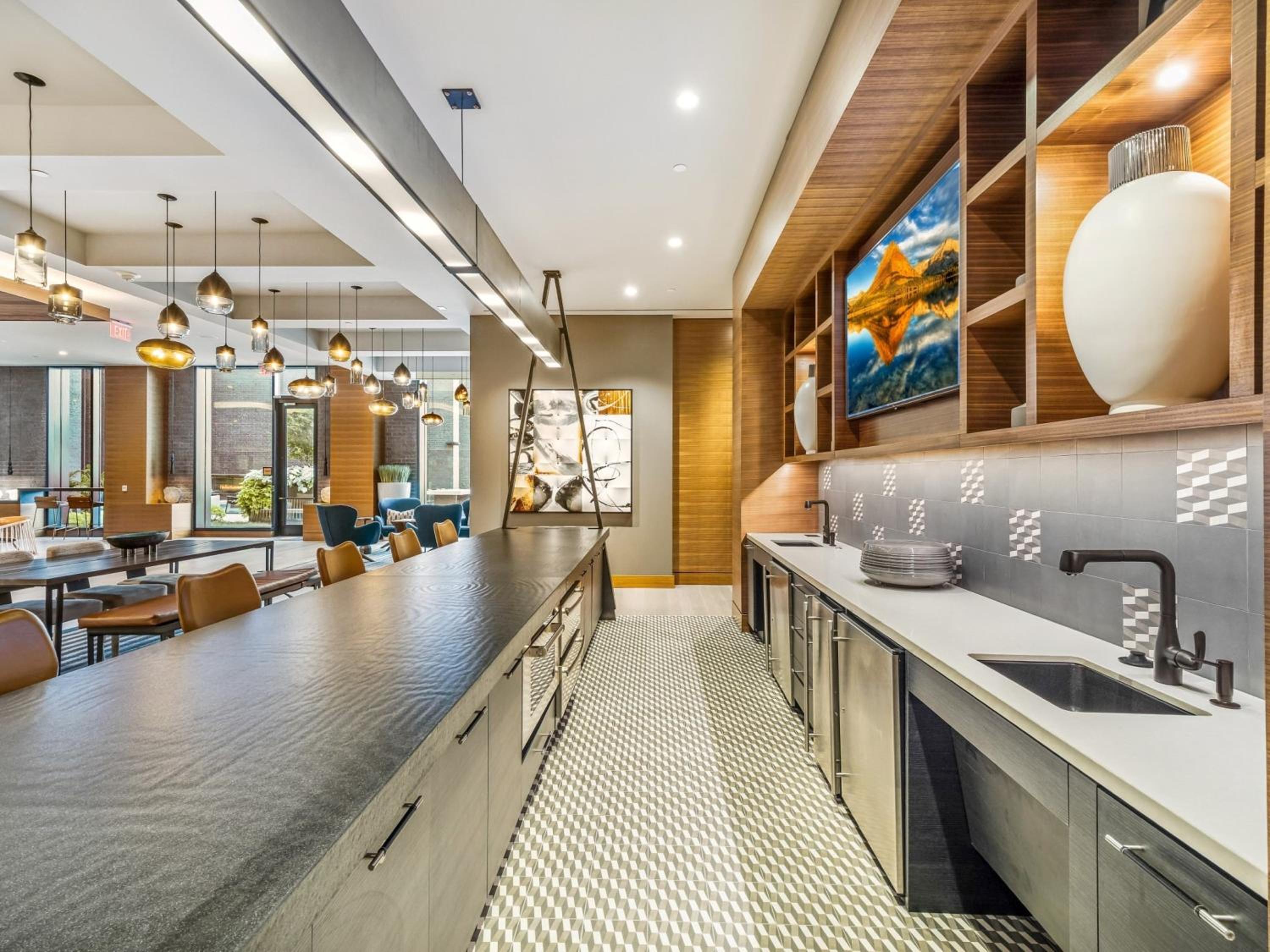 Bluebird Suites at Reston Town Center - Property Image 62