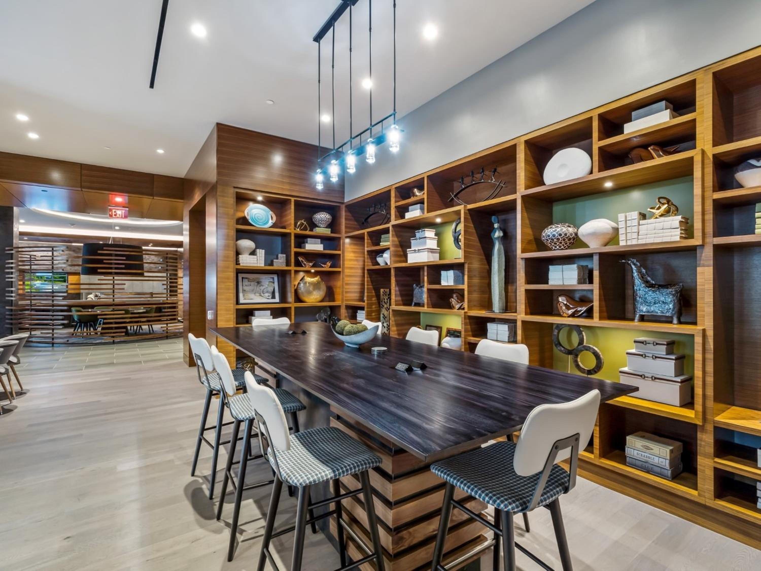 Bluebird Suites at Reston Town Center - Property Image 32