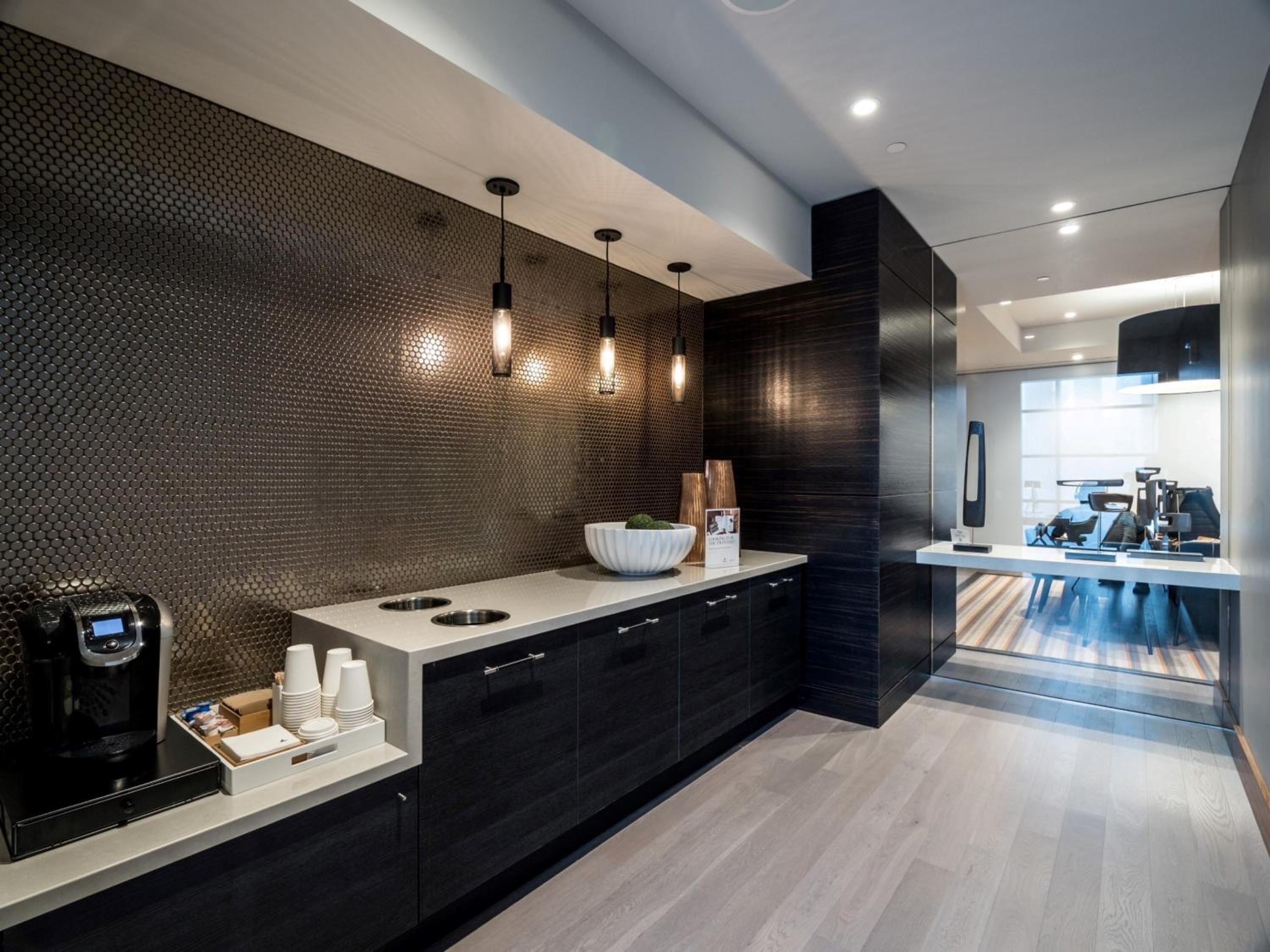 Bluebird Suites at Reston Town Center - Property Image 19
