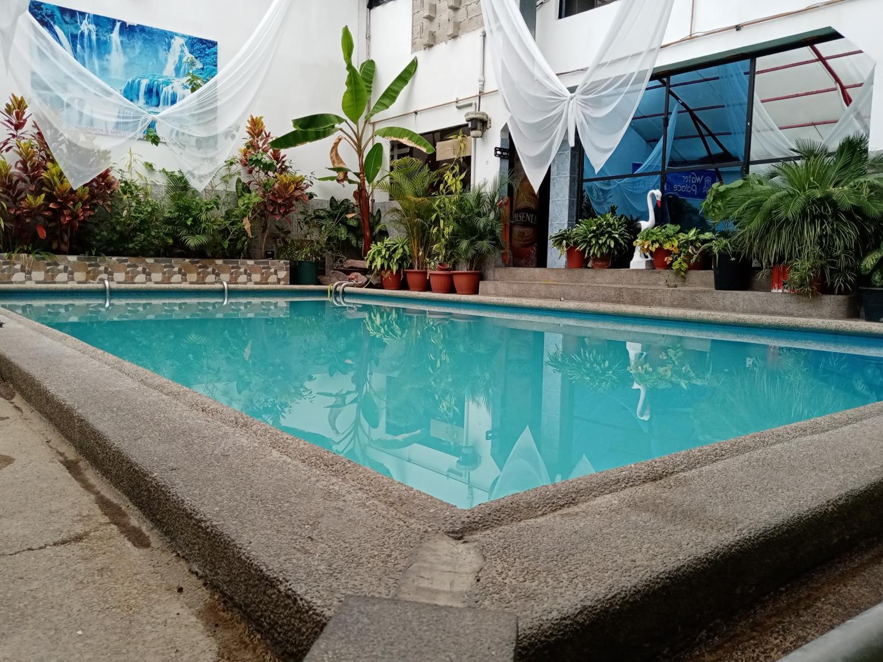 Hostal Sauna Water Palace