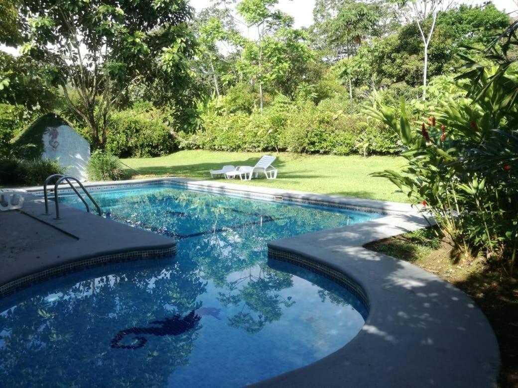 Casona Rústica & Bungalow view 3