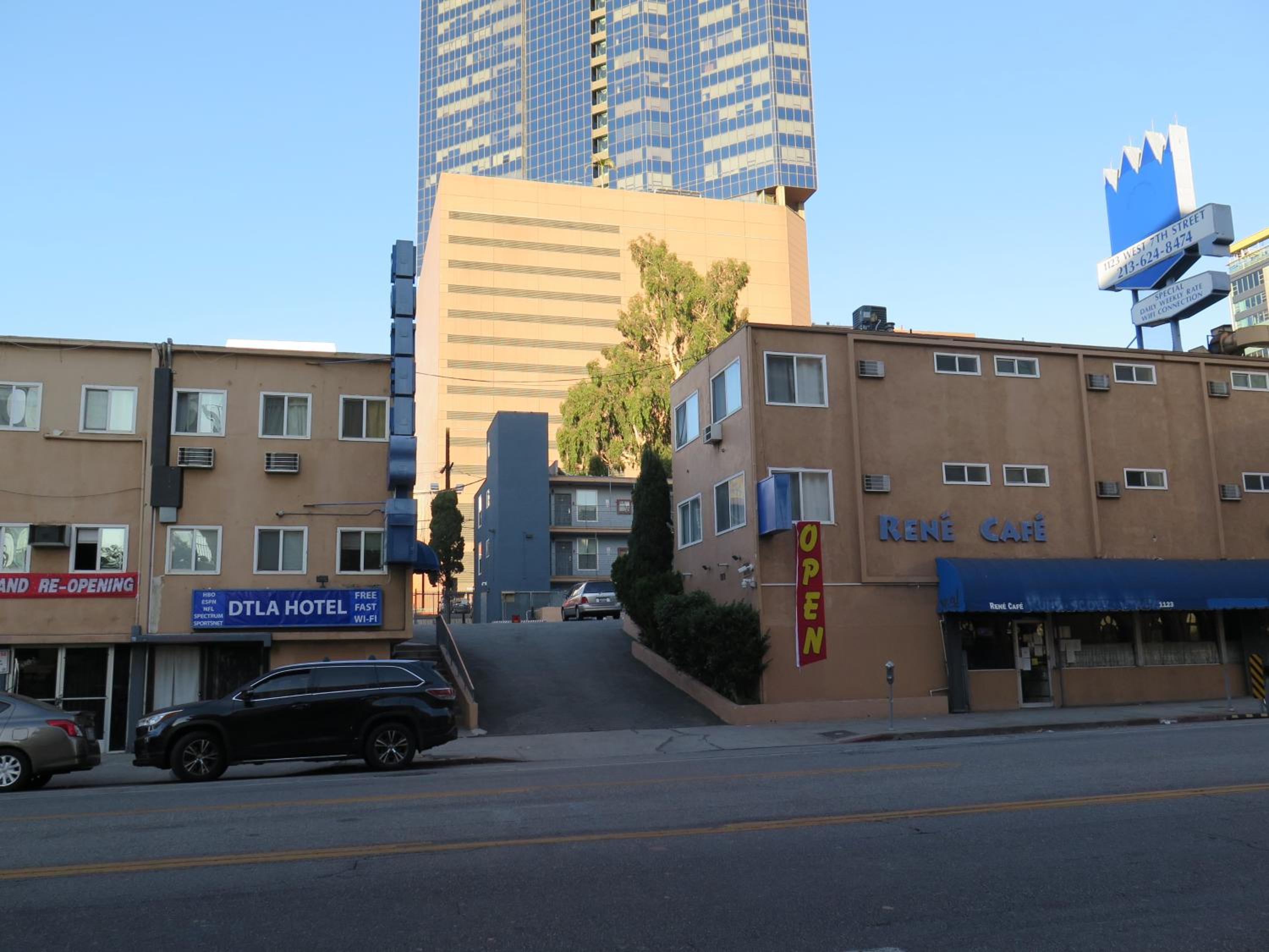 DTLA Hotel - Image 2