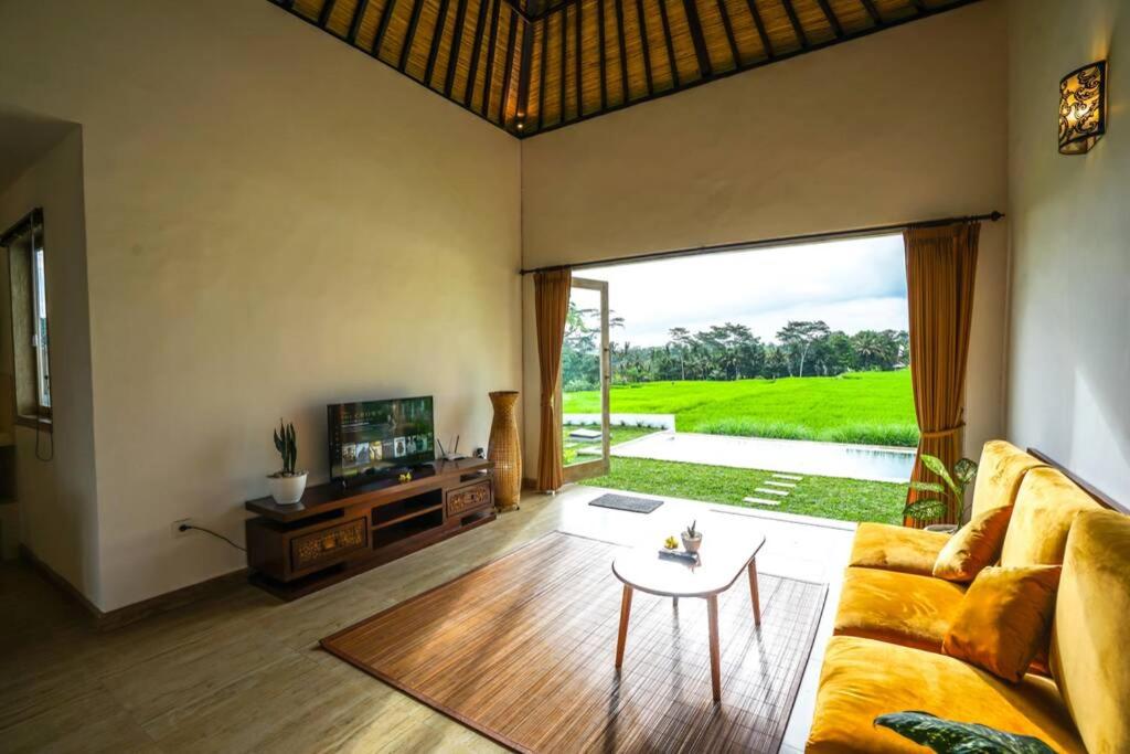 2 BR Villa with open view of rice paddies & sunset view 4