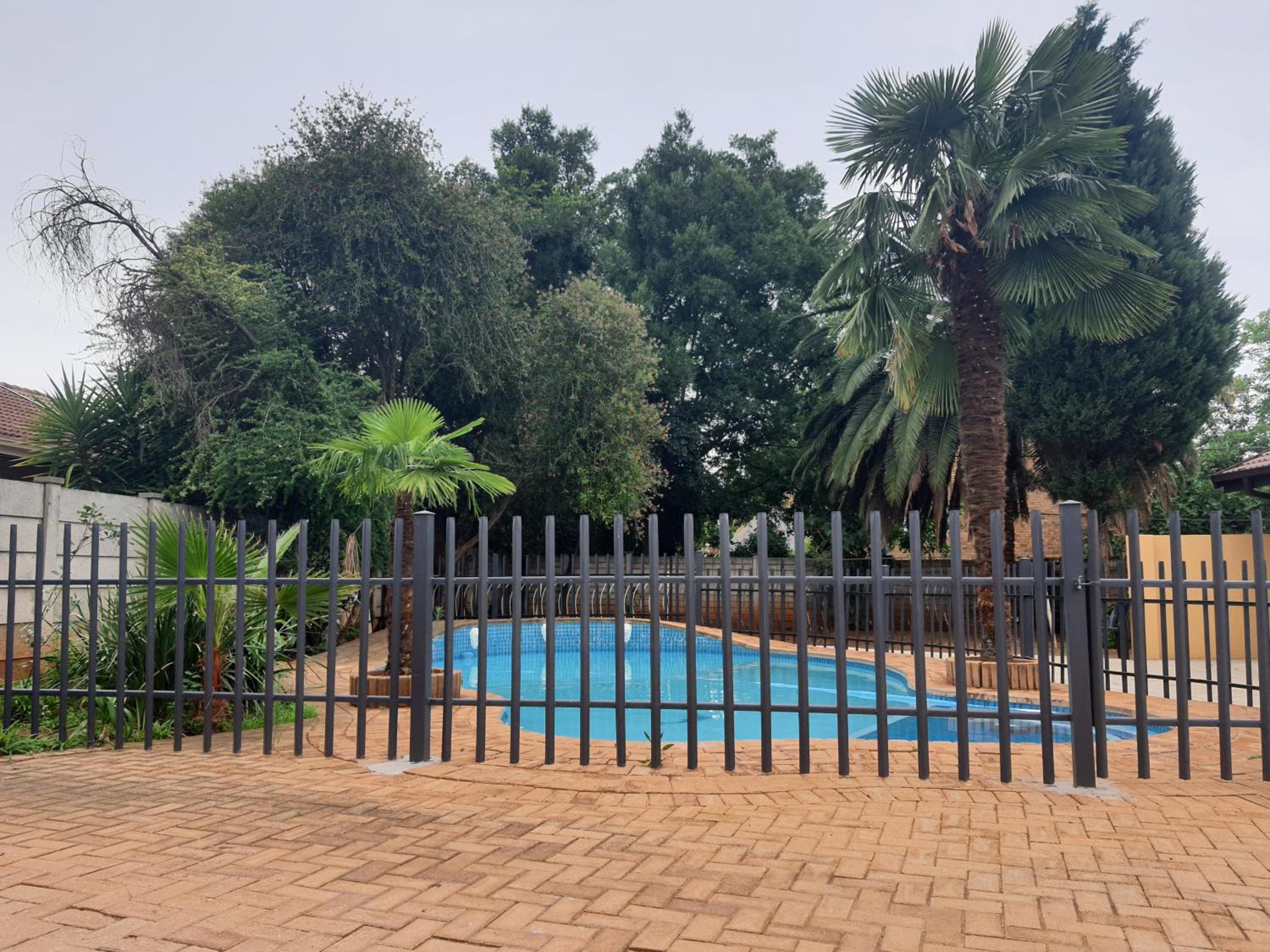 Housemartin Guest House view 3