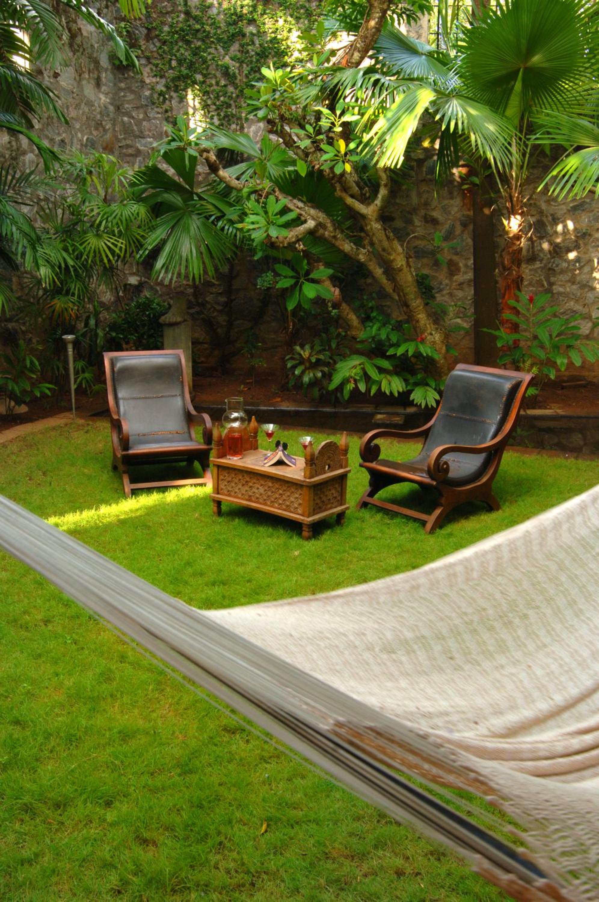 Villa Capers