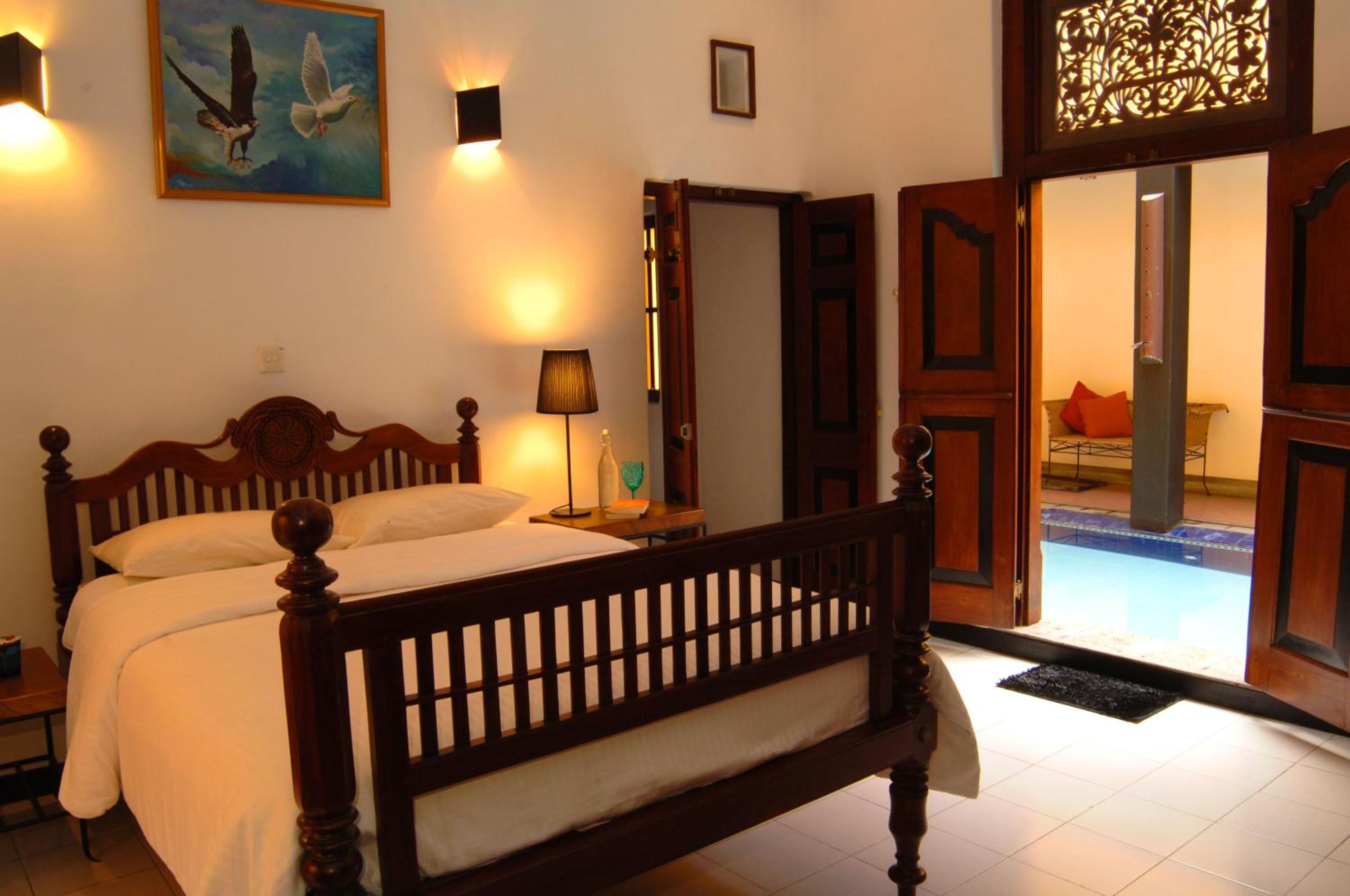 Villa Capers