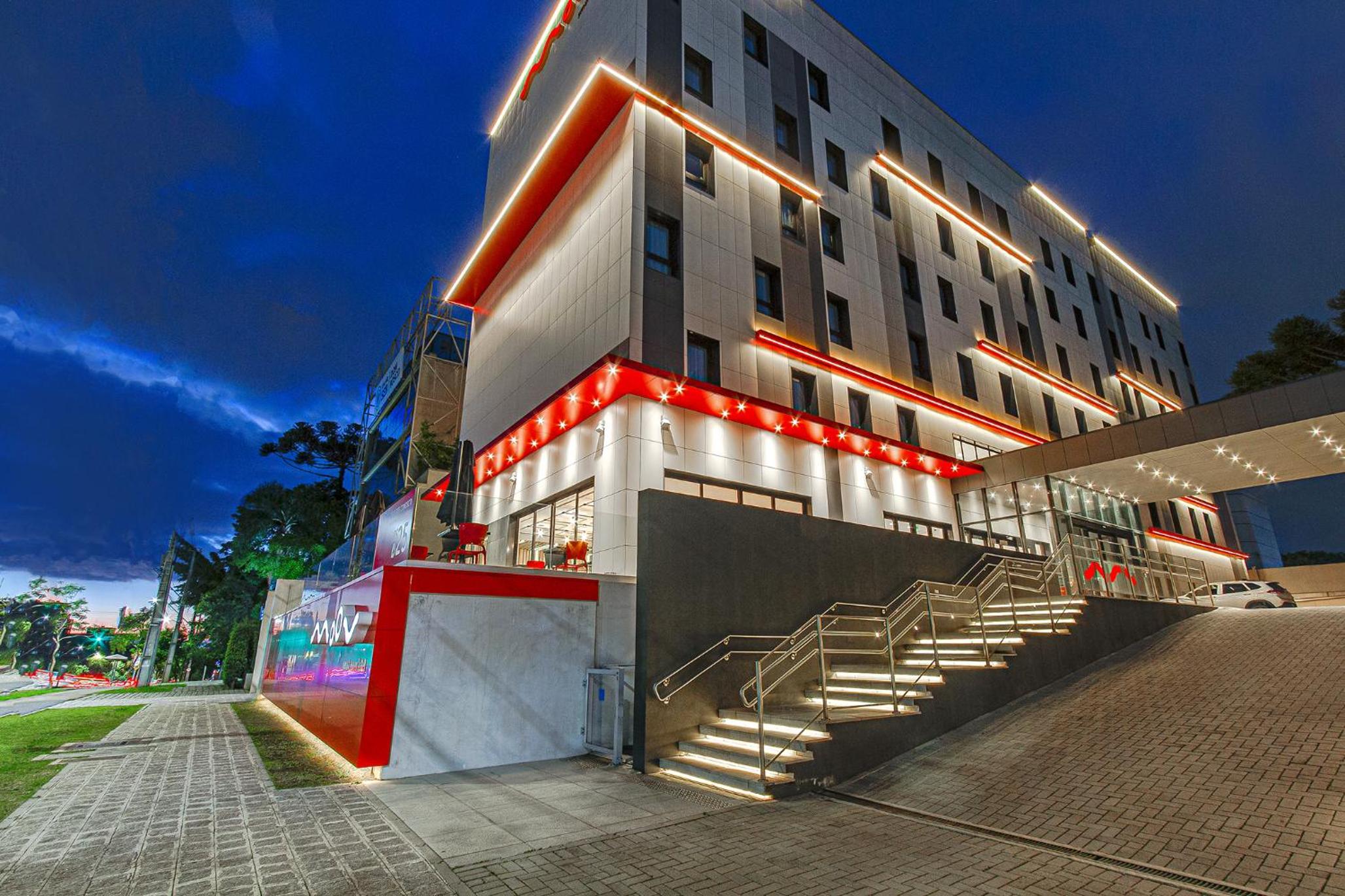 Hotel Moov Curitiba - Image 1