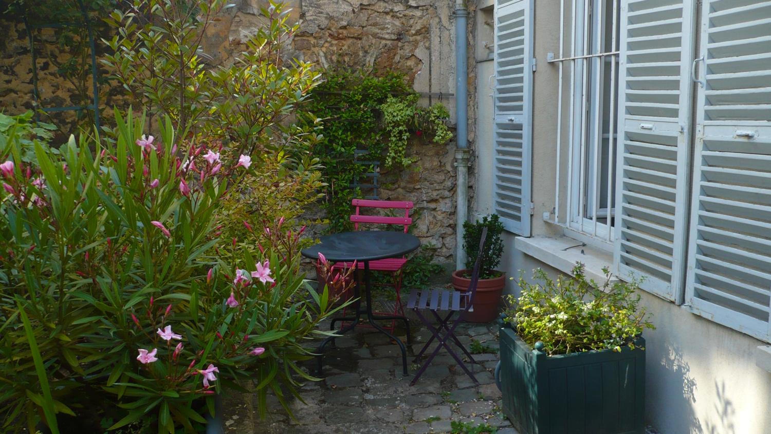 Le Petit Mansart view 4