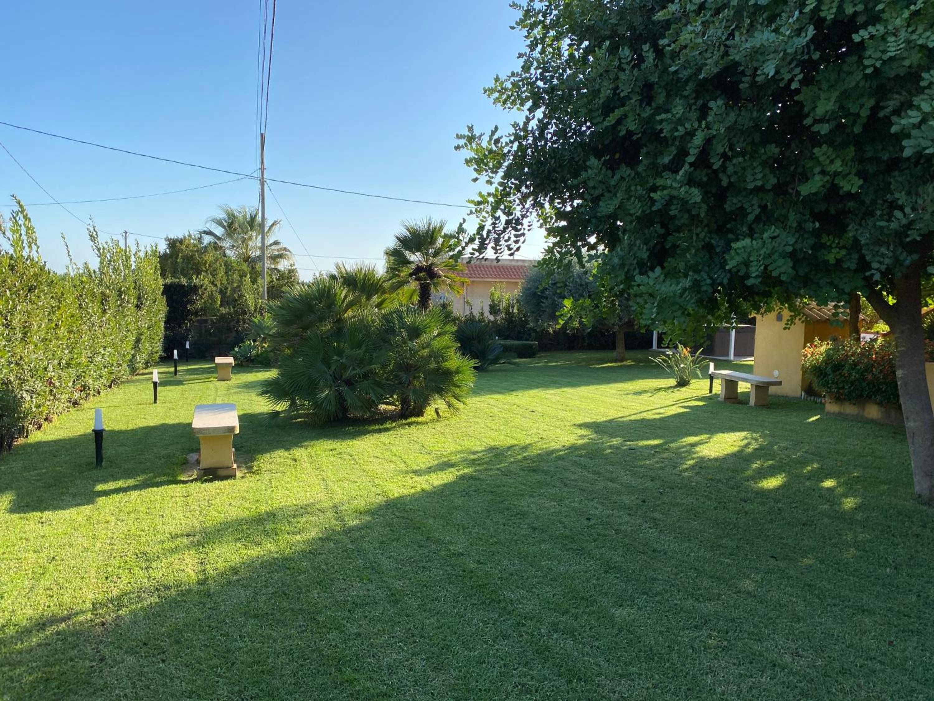 Photo 33