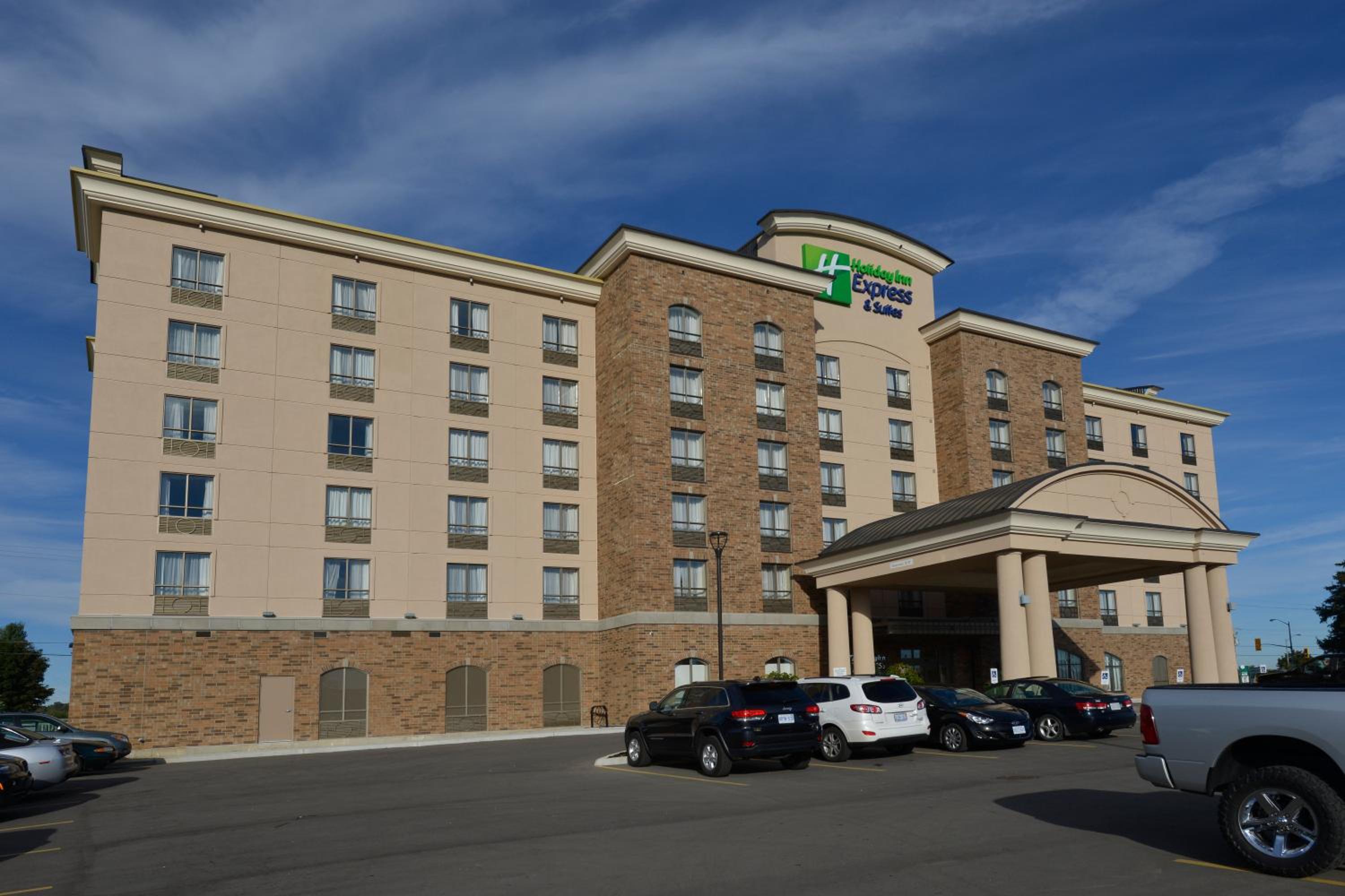 Hotel Holiday Inn Express Hotel & Suites Waterloo - St. Jacobs Area, an IHG Hotel - Image 1