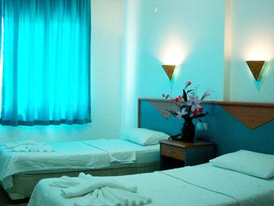Blue Yacht Marina Apart Hotel - Image 32