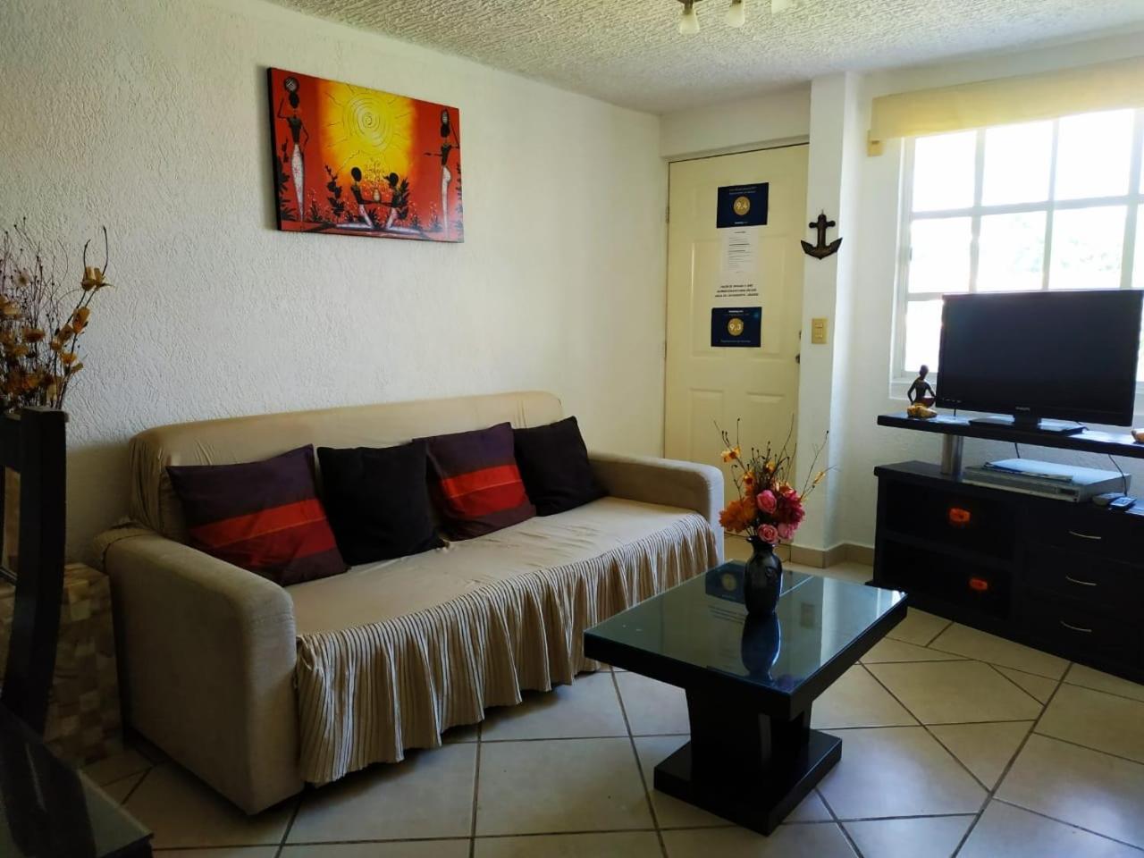 Departamento Las Gaviotas view 3