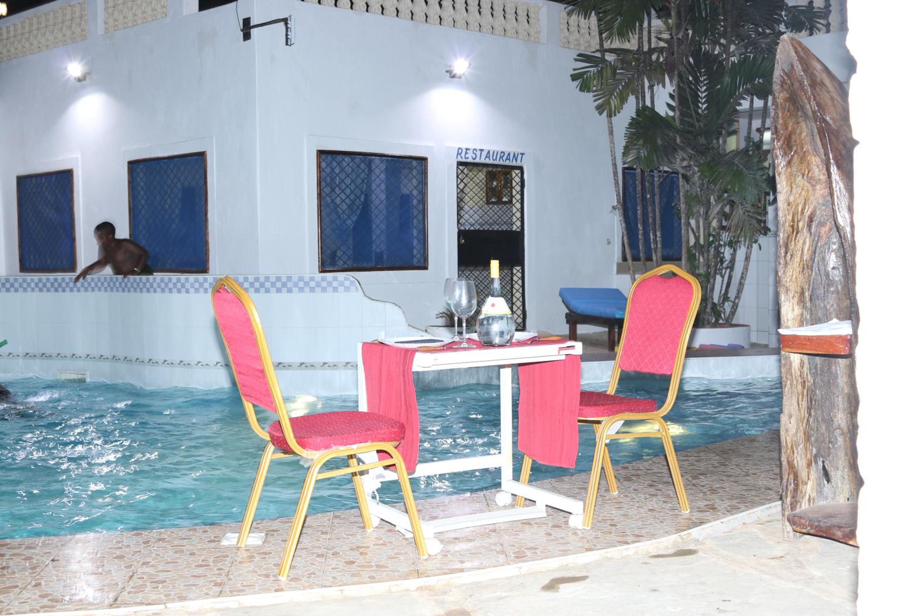 Room in Guest room - A wonderful Beach property in Diani Beach Kenya view 5