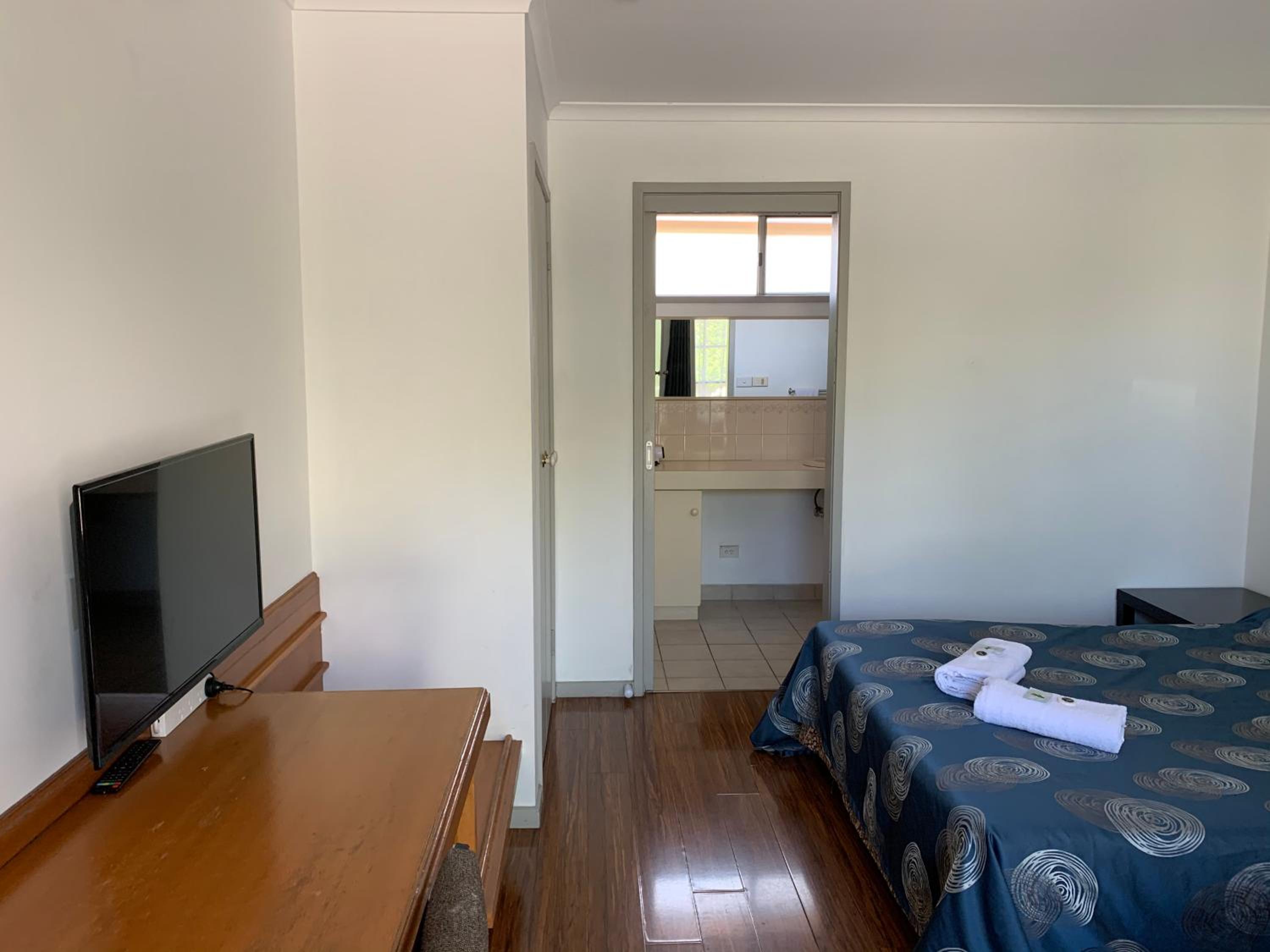 Beaconsfield Lodge Motel