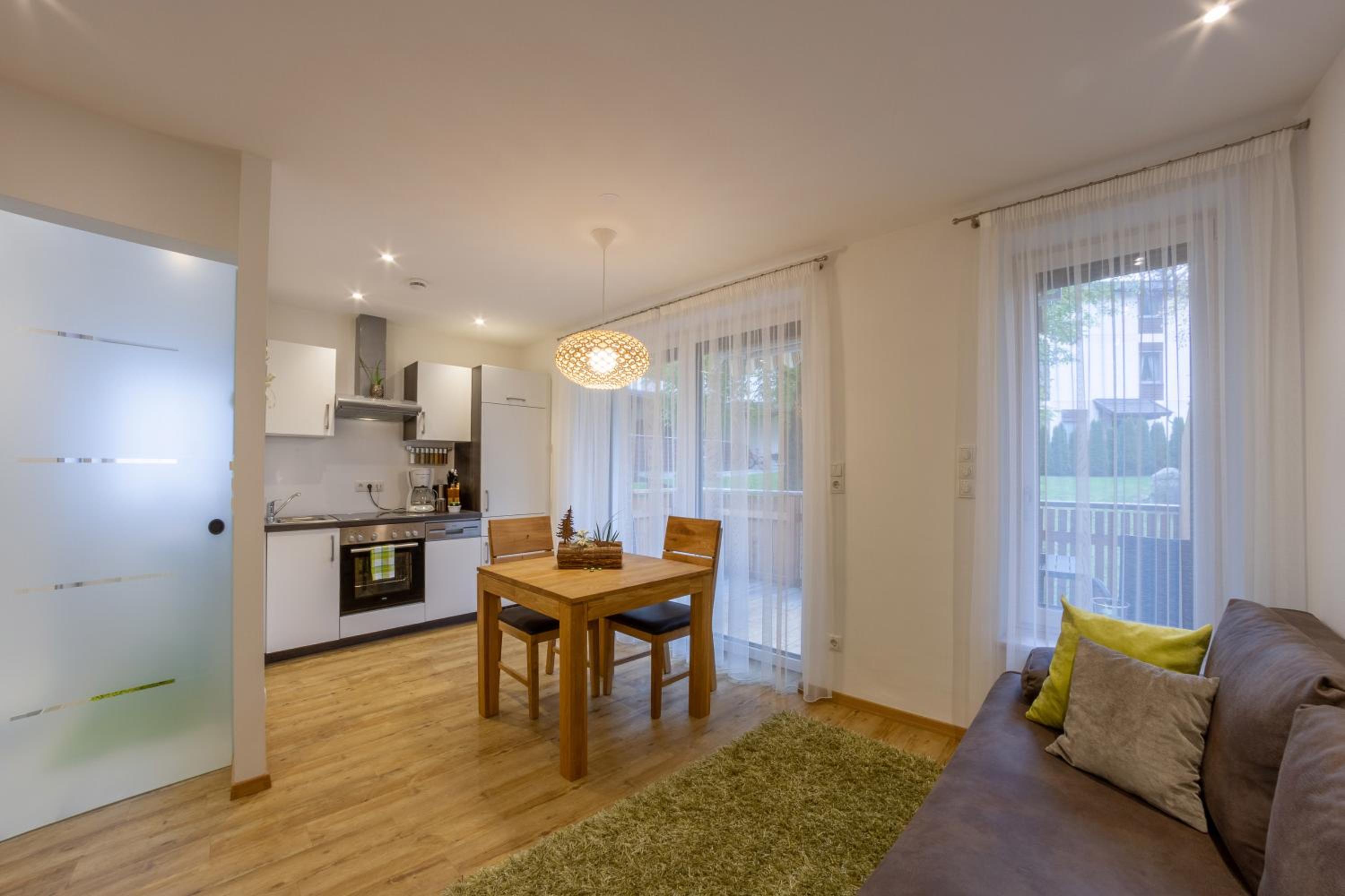 Apartments Hubertus - central St Leonhard - free parking - Netflix - PasseiertalCard included - hiking and biking from doorstep photo 4